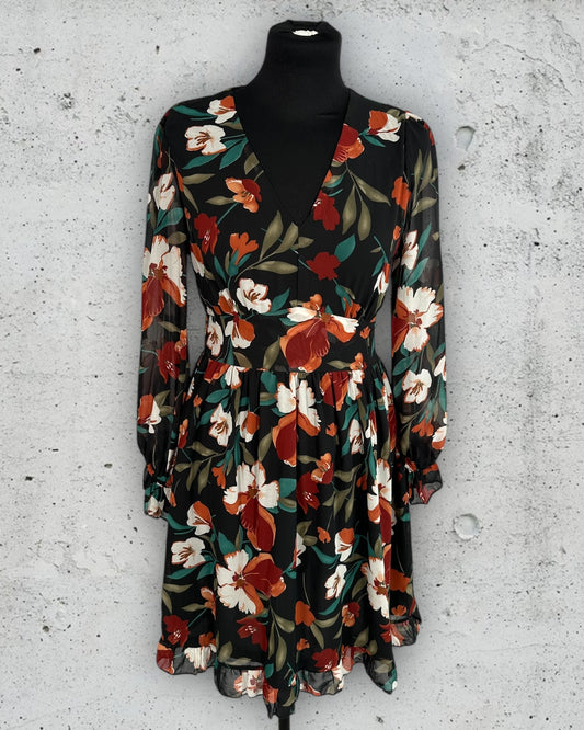 Robe Ikoone & Bianka ( S / 36 / 8 ) ( M / 38 / 10 )