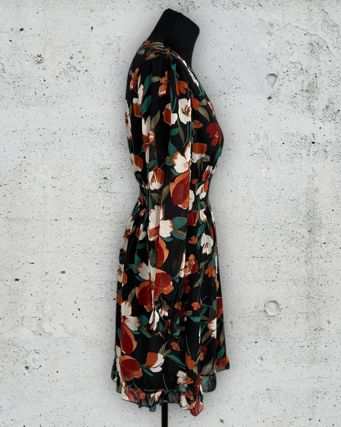 Robe Ikoone & Bianka ( S / 36 / 8 ) ( M / 38 / 10 )