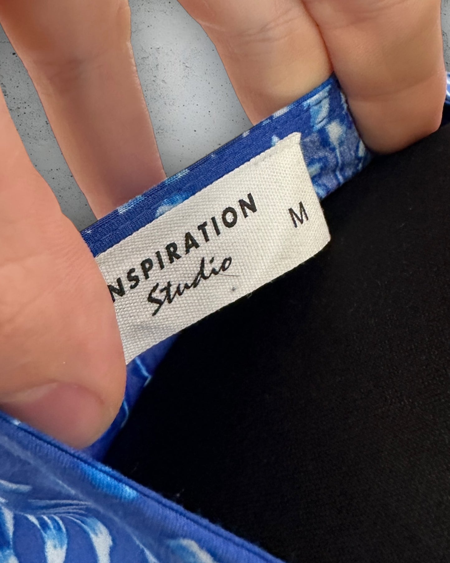 Robe Inspiration Studio ( M / 38 / 10 )