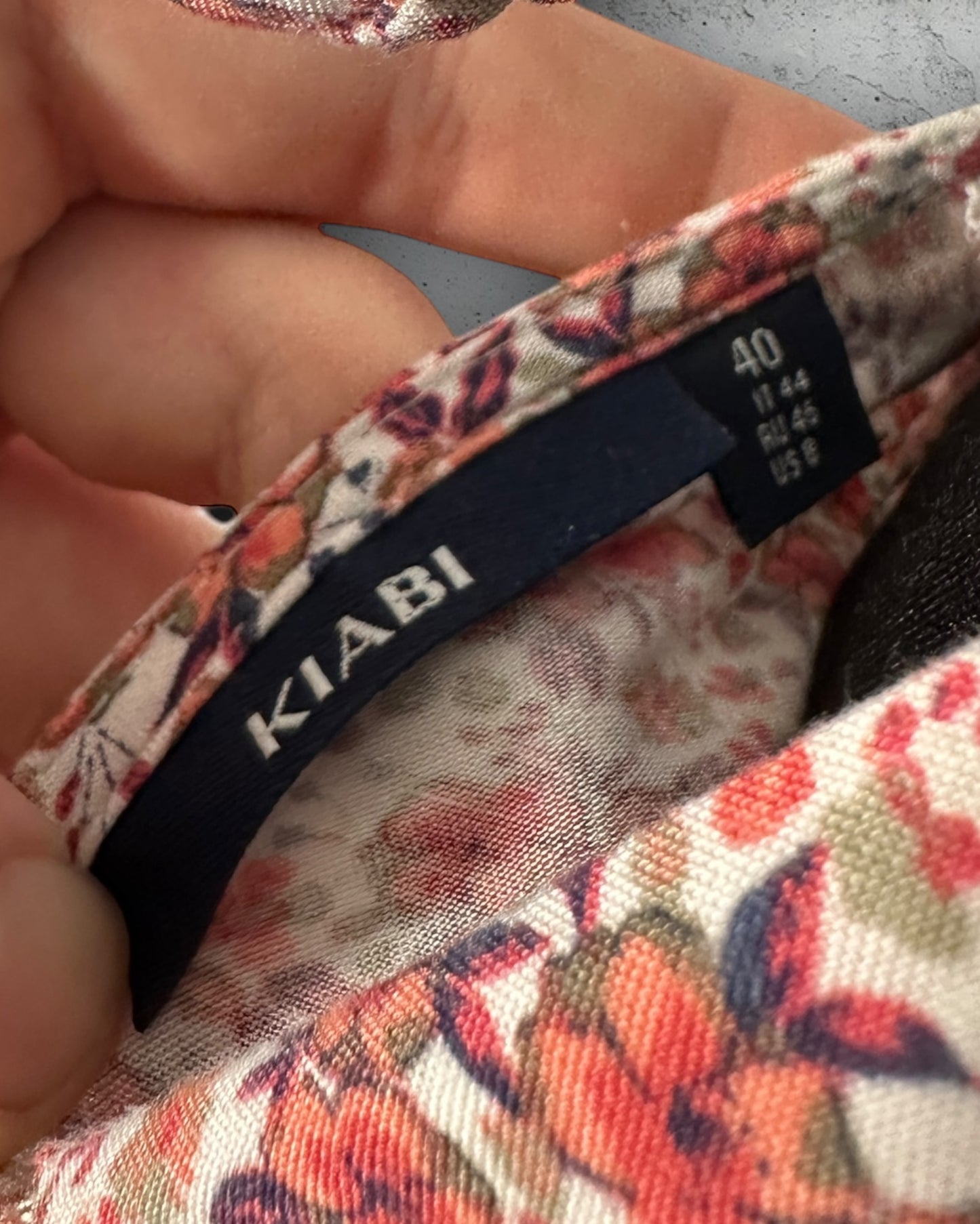 Robe Kiabi ( L / 40 / 12 )