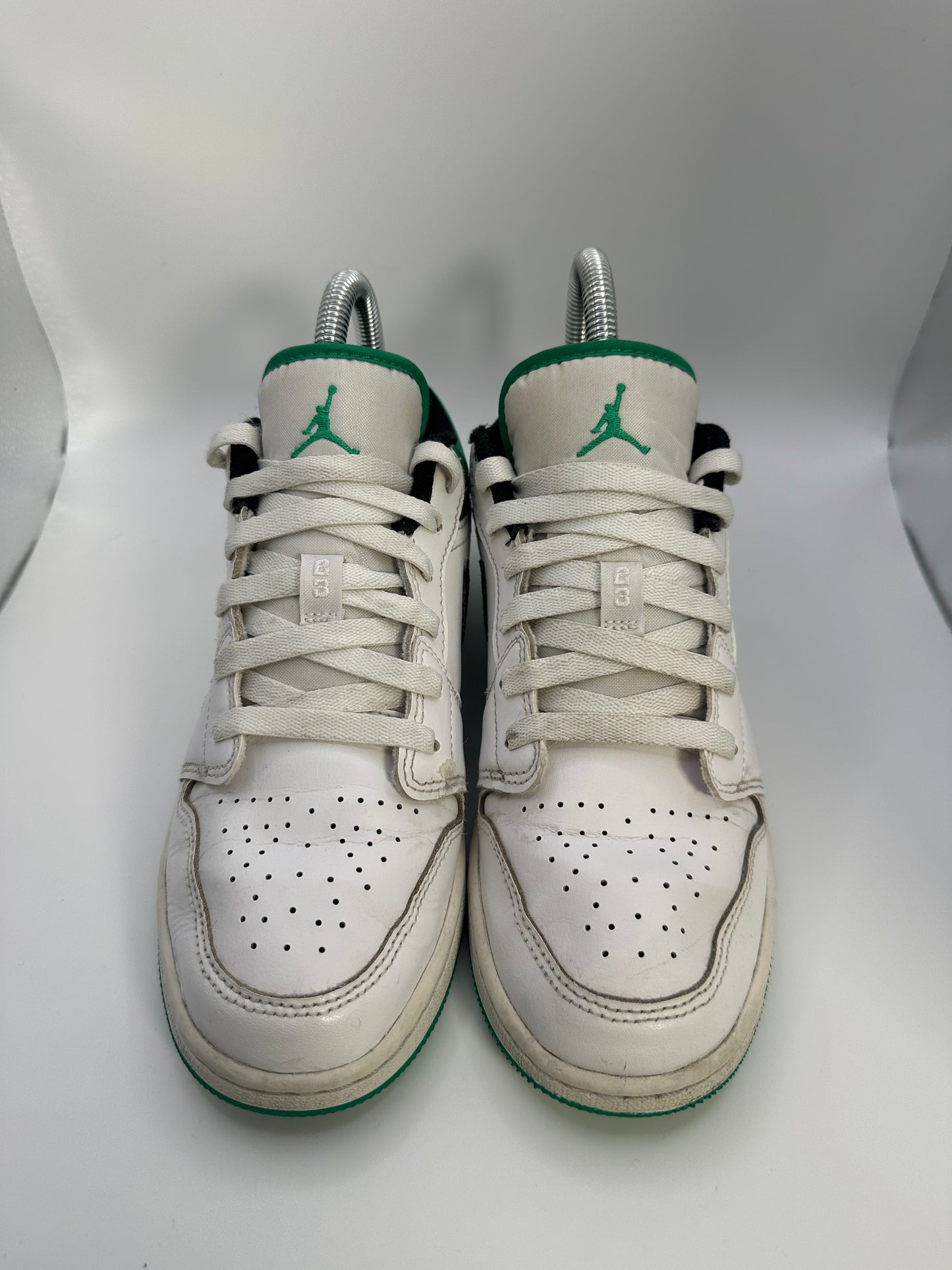 Nike Air Jordan 1 Low GS White Lucky Green ( US 5.5 / EU 38 )