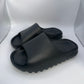 Adidas Yeezy Slide Onyx ( US 6.5 / EU 39 )