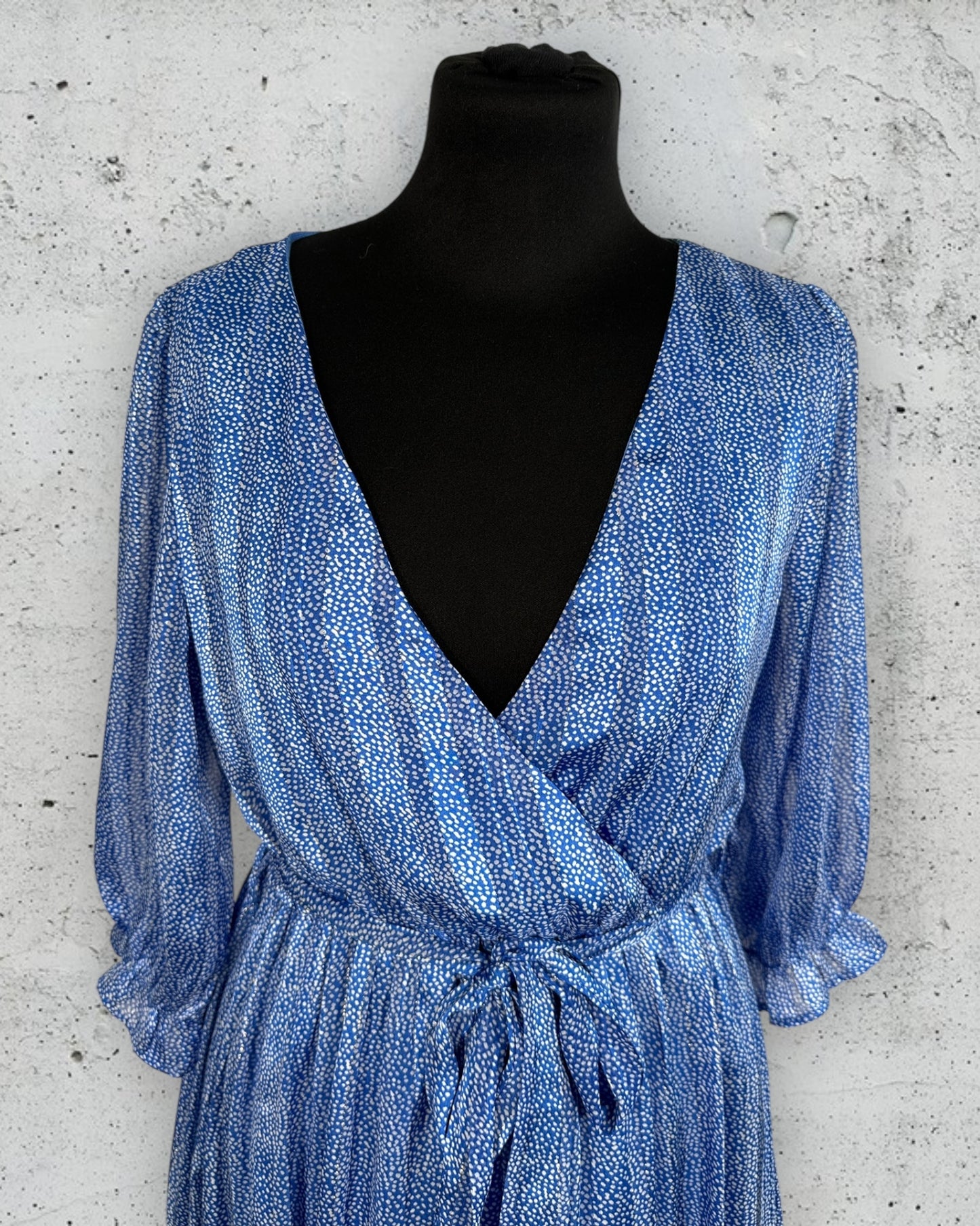 Robe In April 1986 ( S / 36 / 8 ) ( M / 38 / 10 )