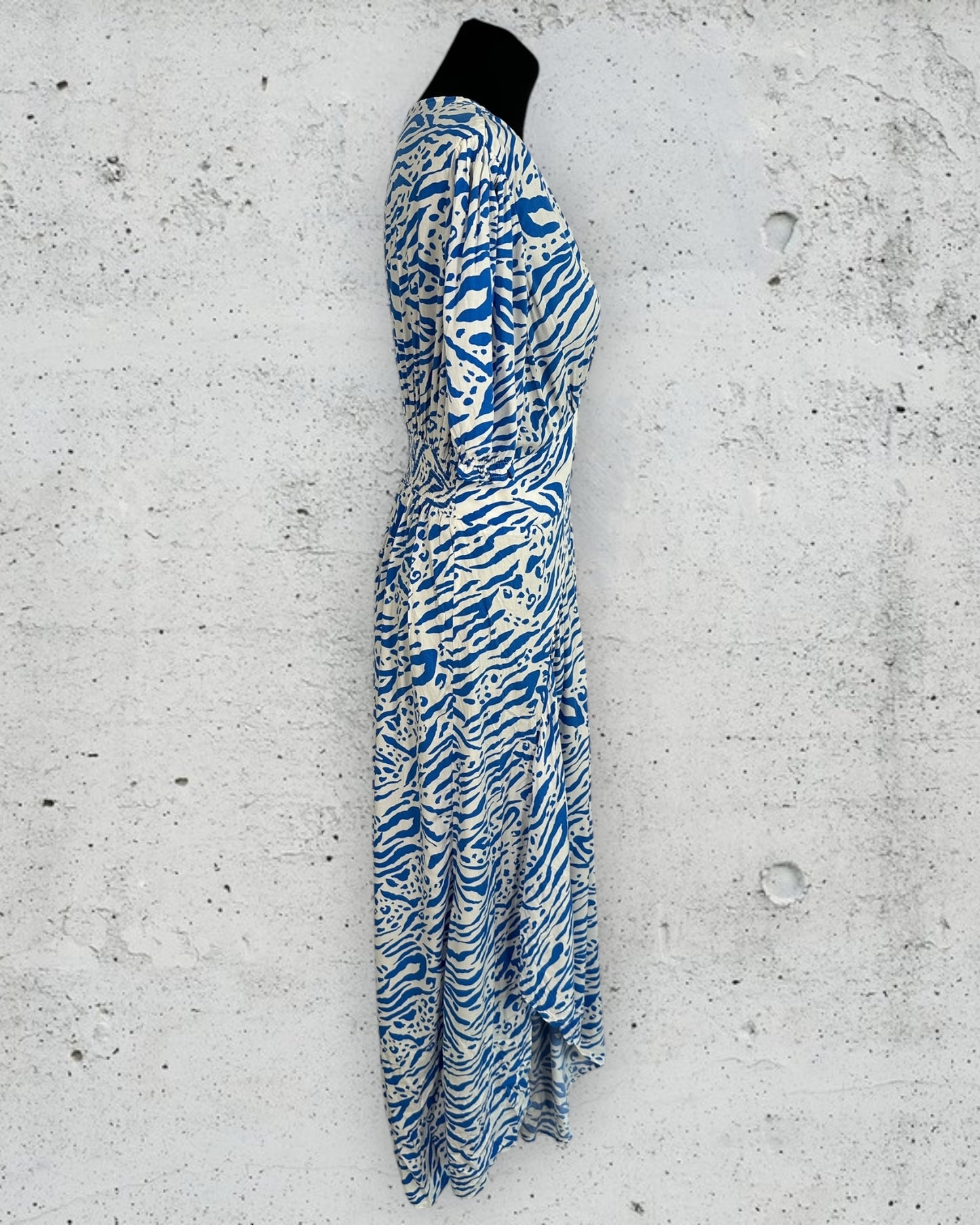 Robe Goa ( L / 40 / 12 )