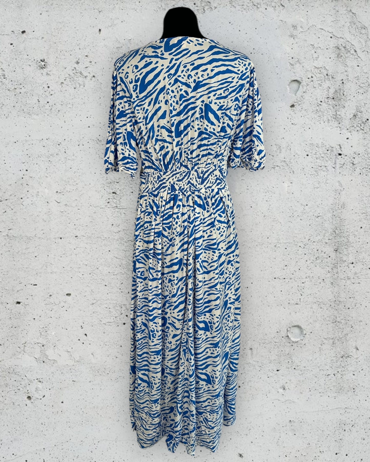 Robe Goa ( L / 40 / 12 )