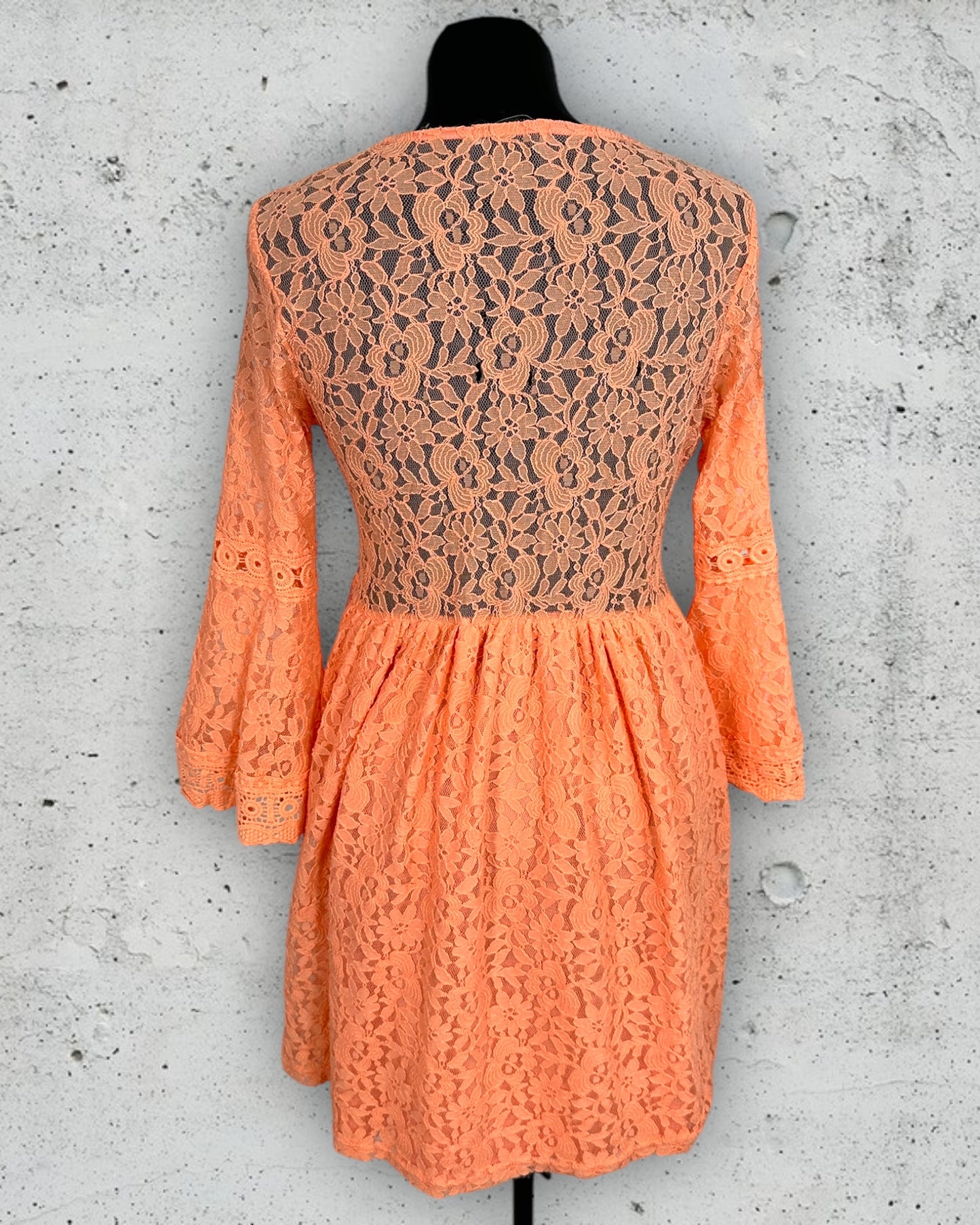 Robe Lilie Rose ( M / 38 / 10 ) ( L / 40 / 12 )