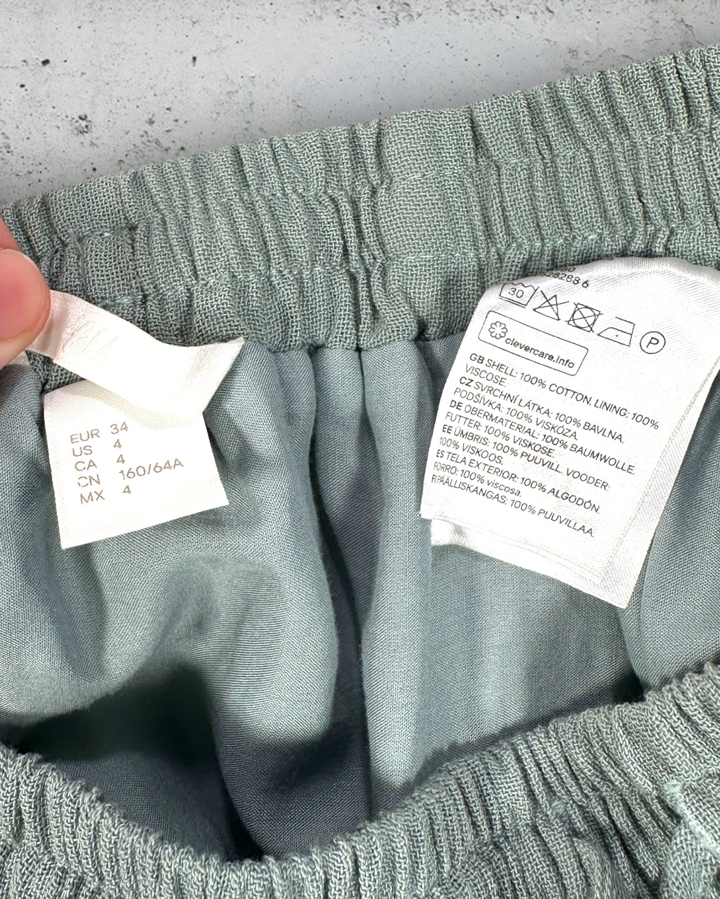 Jupe H&M ( XS / US 26 / FR 34 )