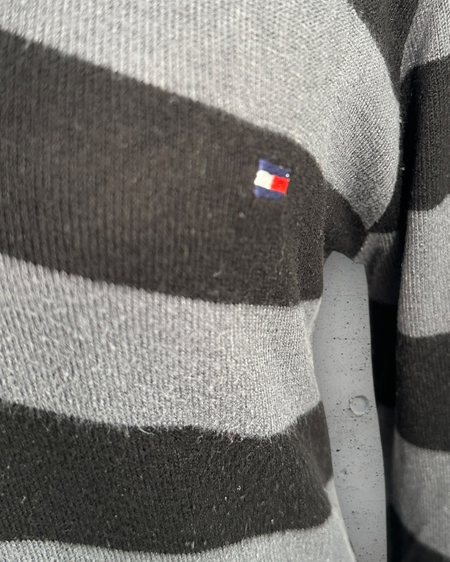 Pull Col V Tommy Hilfiger ( L / 40 / 12 )