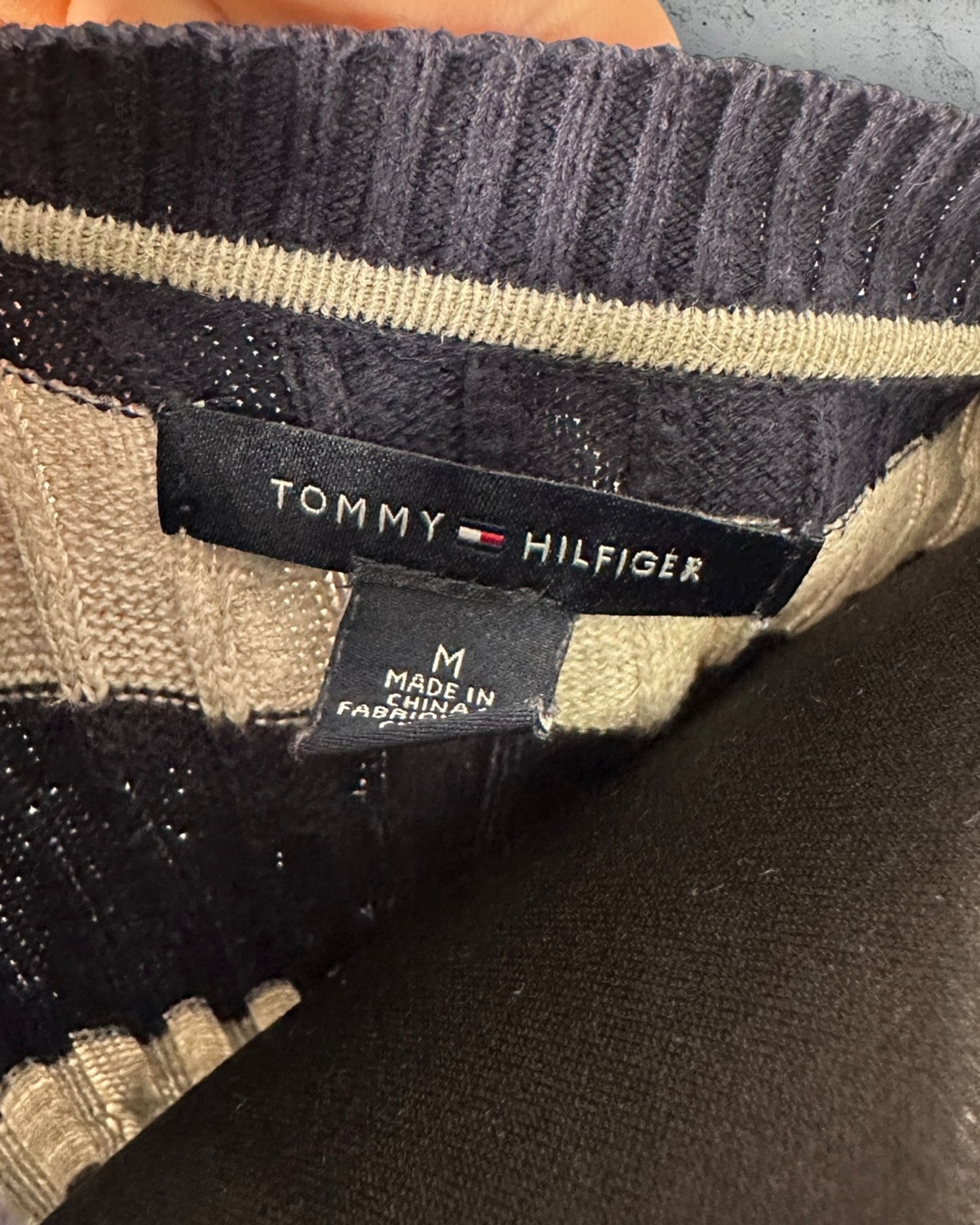 Pull Col V Tommy Hilfiger ( M / 38 / 10 )