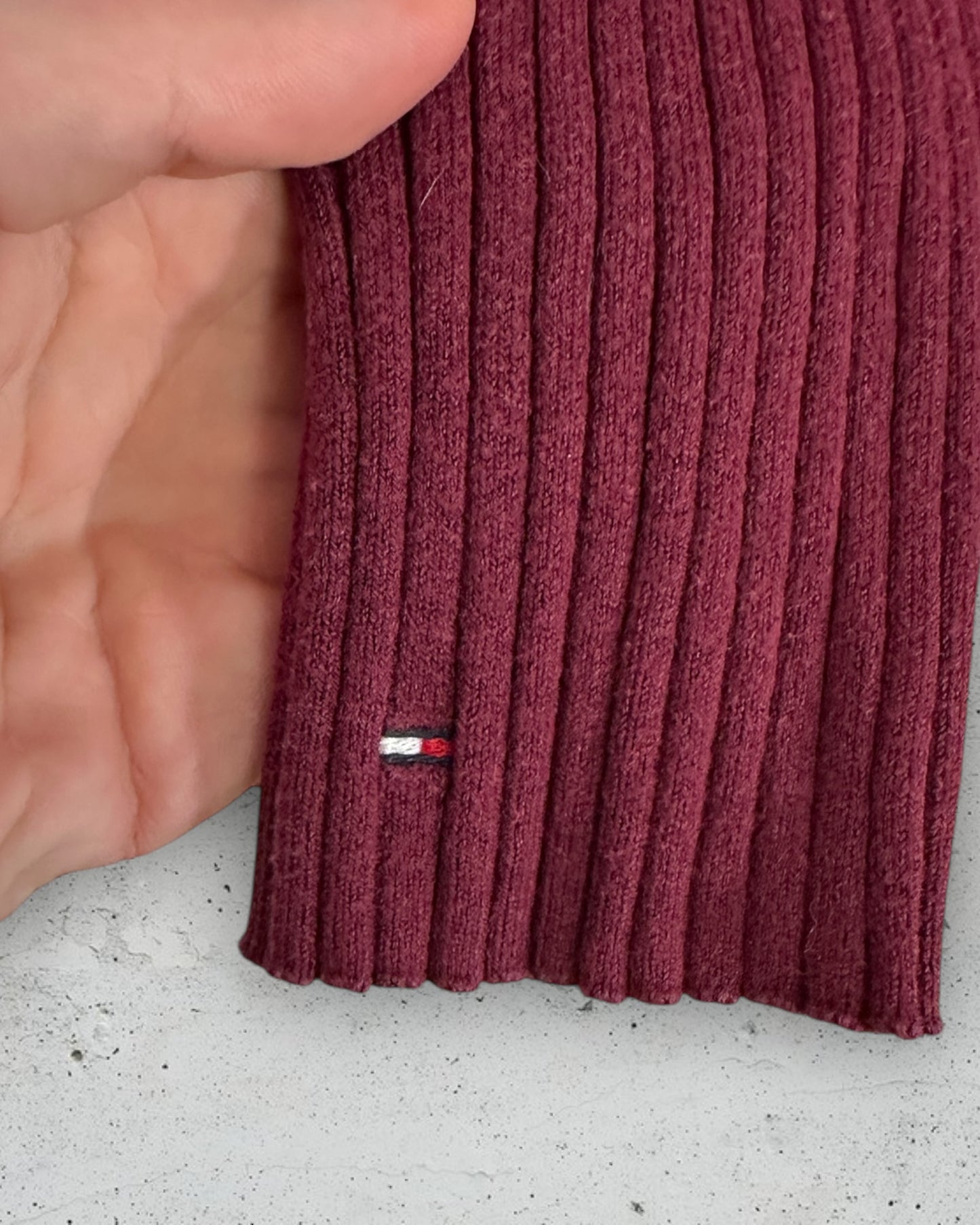 Pull Col V Tommy Hilfiger ( M / 38 / 10 )