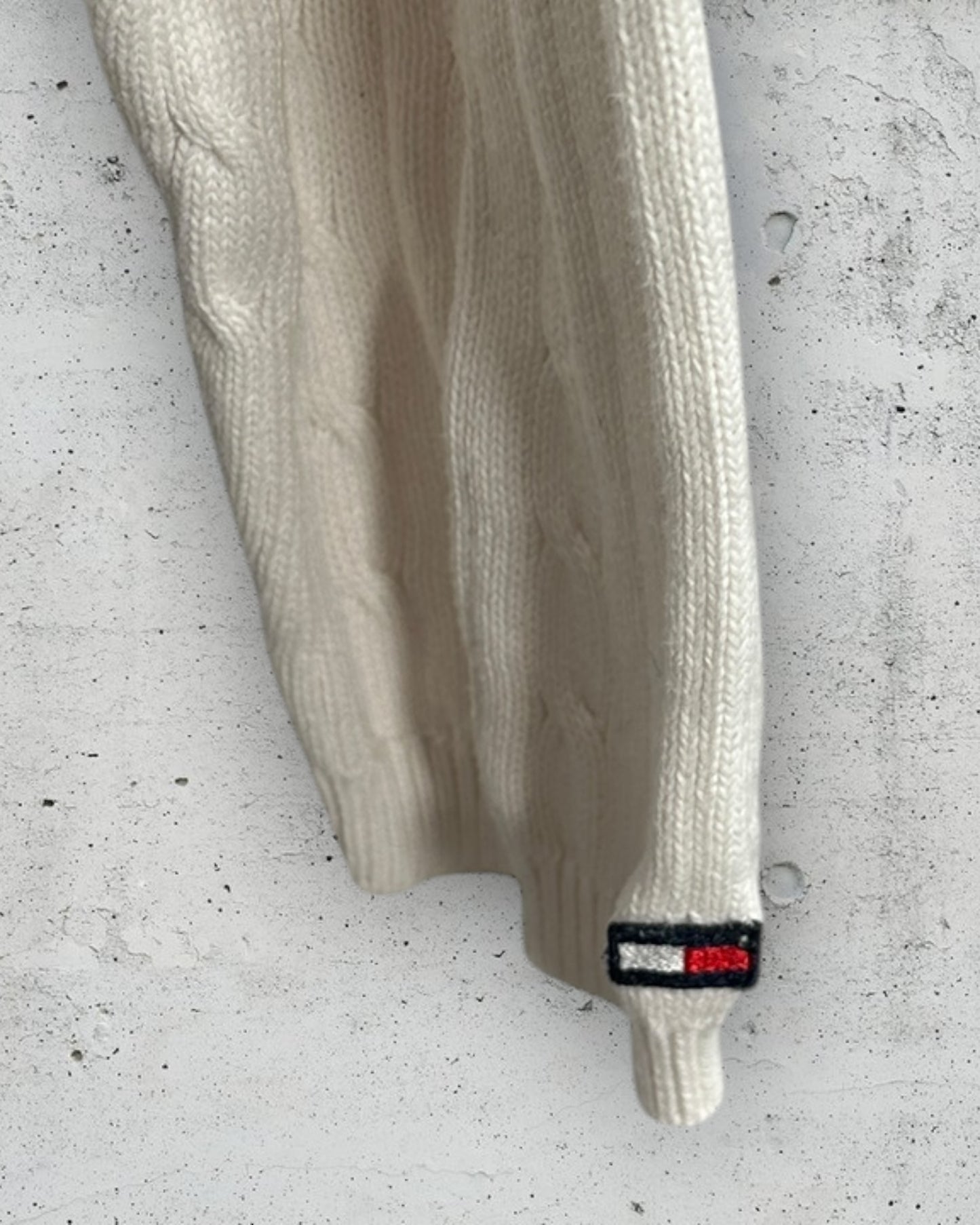 Pull Torsadé Col V Tommy Hilfiger ( M / 38 / 10 )