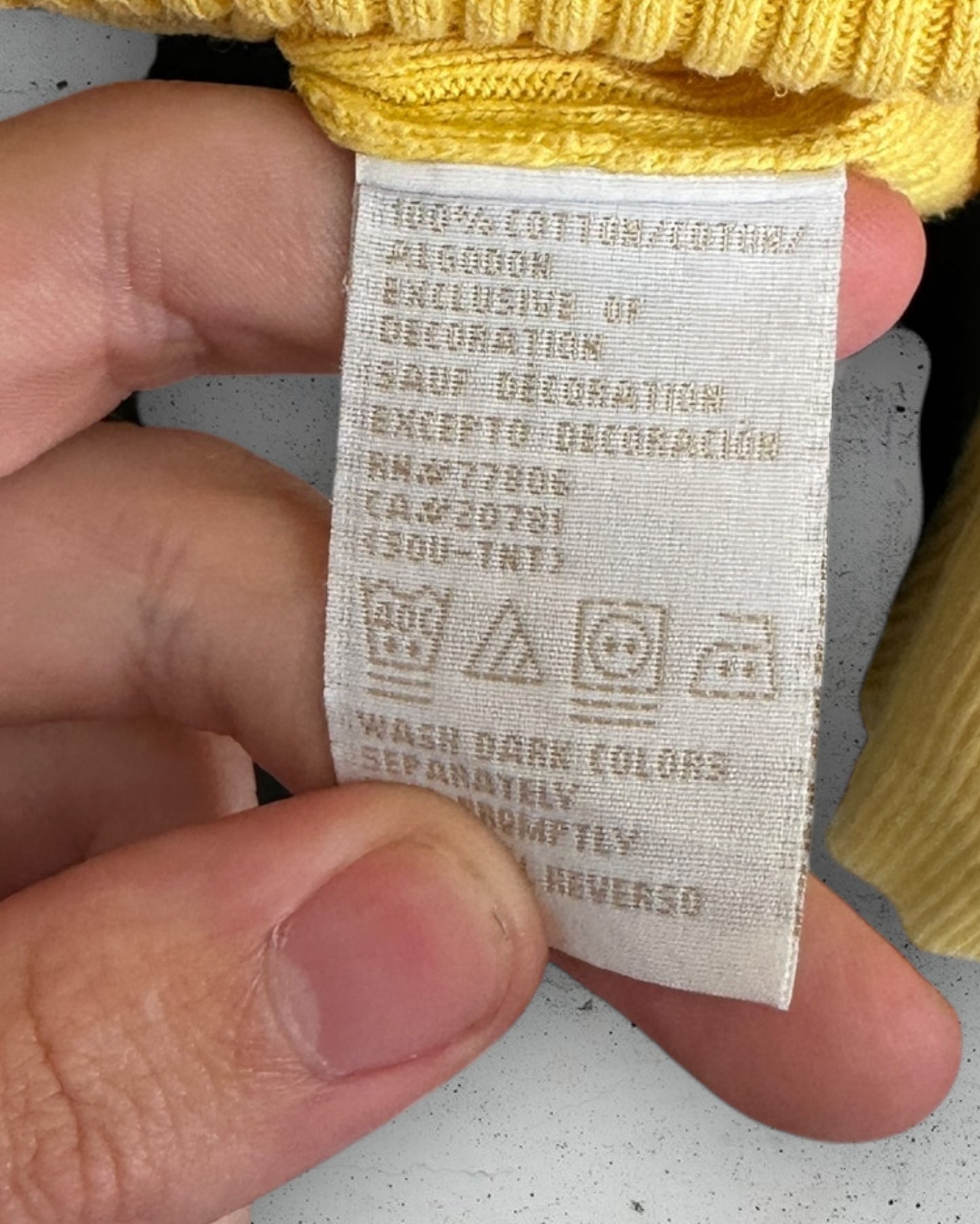 Pull Col V Tommy Hilfiger ( M / 38 / 10 )