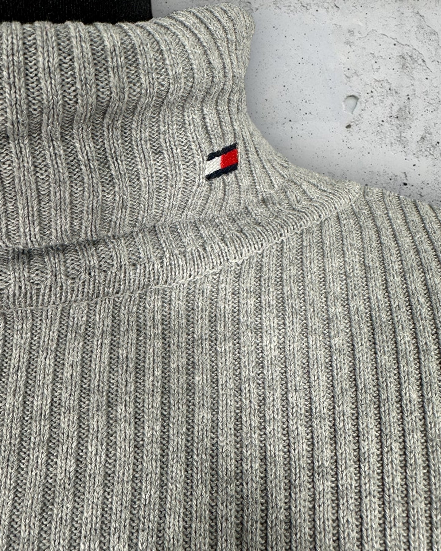 Pull Tommy Hilfiger ( M / 38 / 10 )