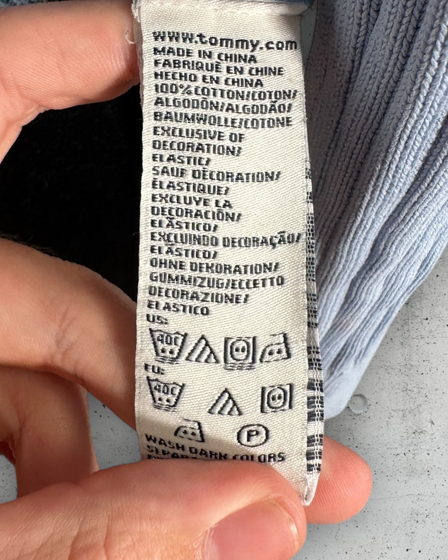 Pull Col V Tommy Hilfiger ( M / 38 / 10 )