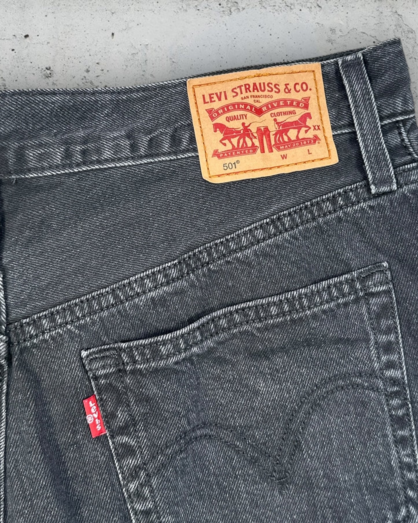 Short Levi's 501 W28 ( S / US 28 / FR 36 )