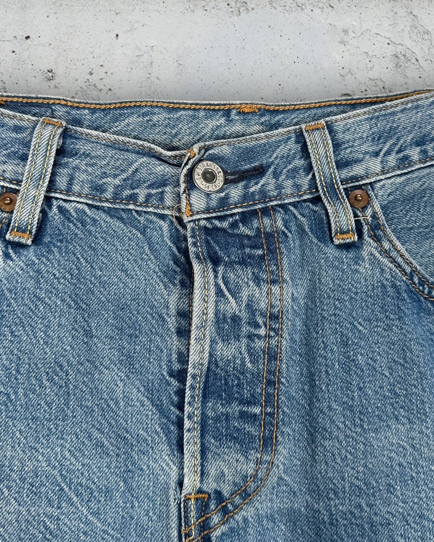 Short Levi's 501 W28 ( S / US 28 / FR 36 )