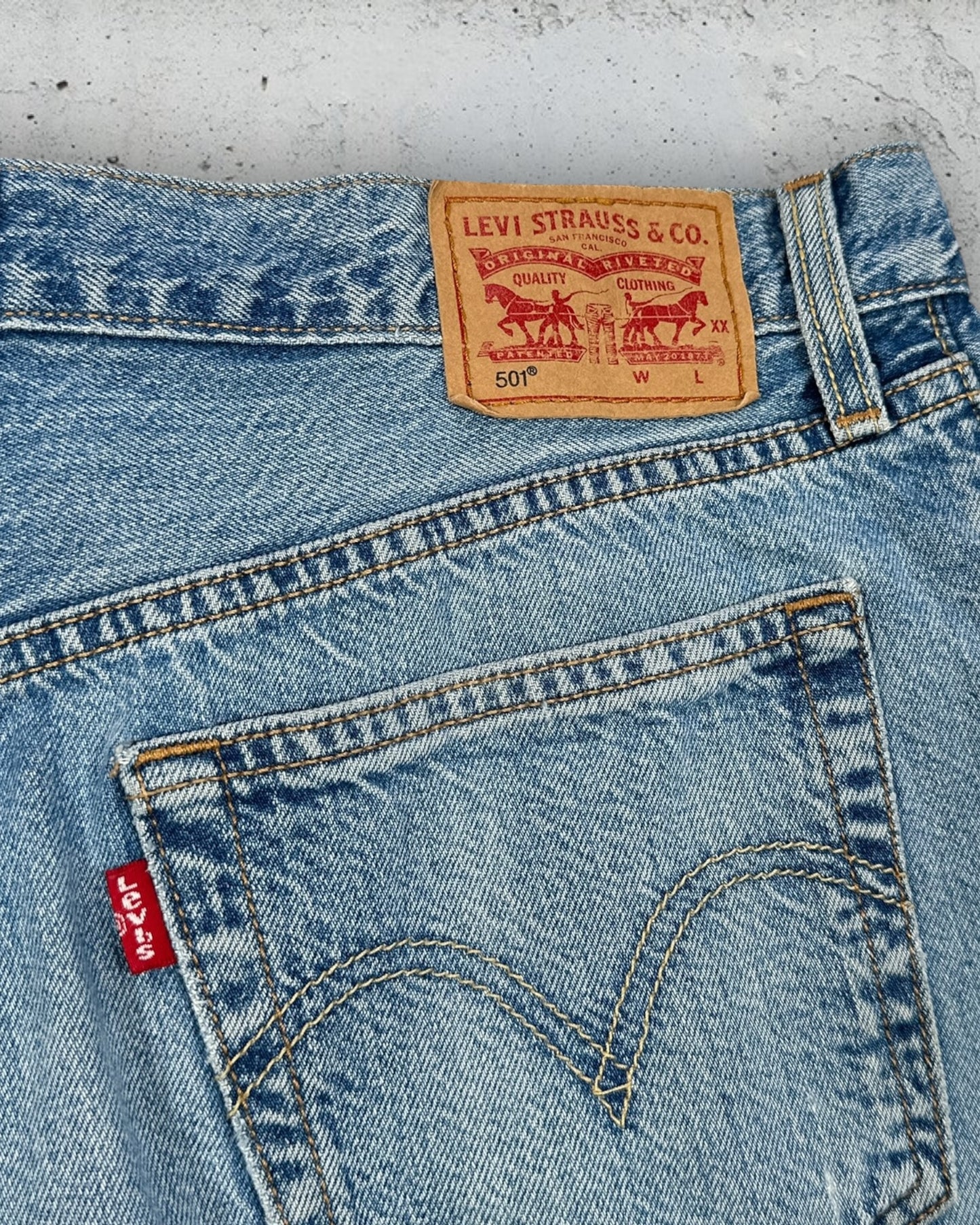 Short Levi's 501 W28 ( S / US 28 / FR 36 )