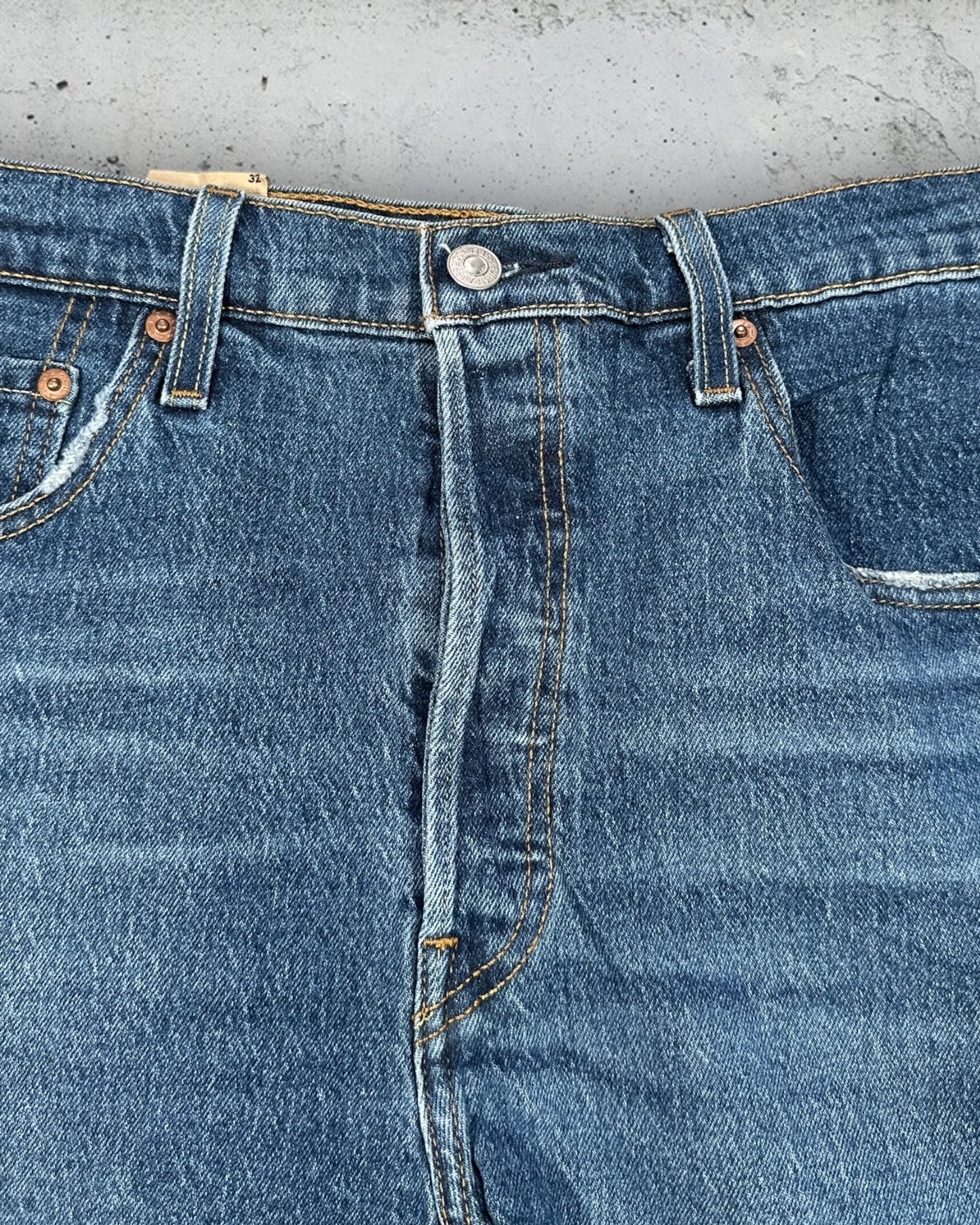 Short Levi's 501 W32 ( M / US 32 / FR 40 )