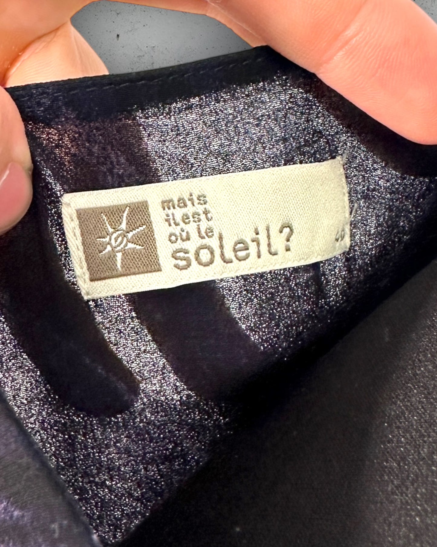 Robe Mais Il Est Où Le Soleil ? ( L / 40 / 12 )