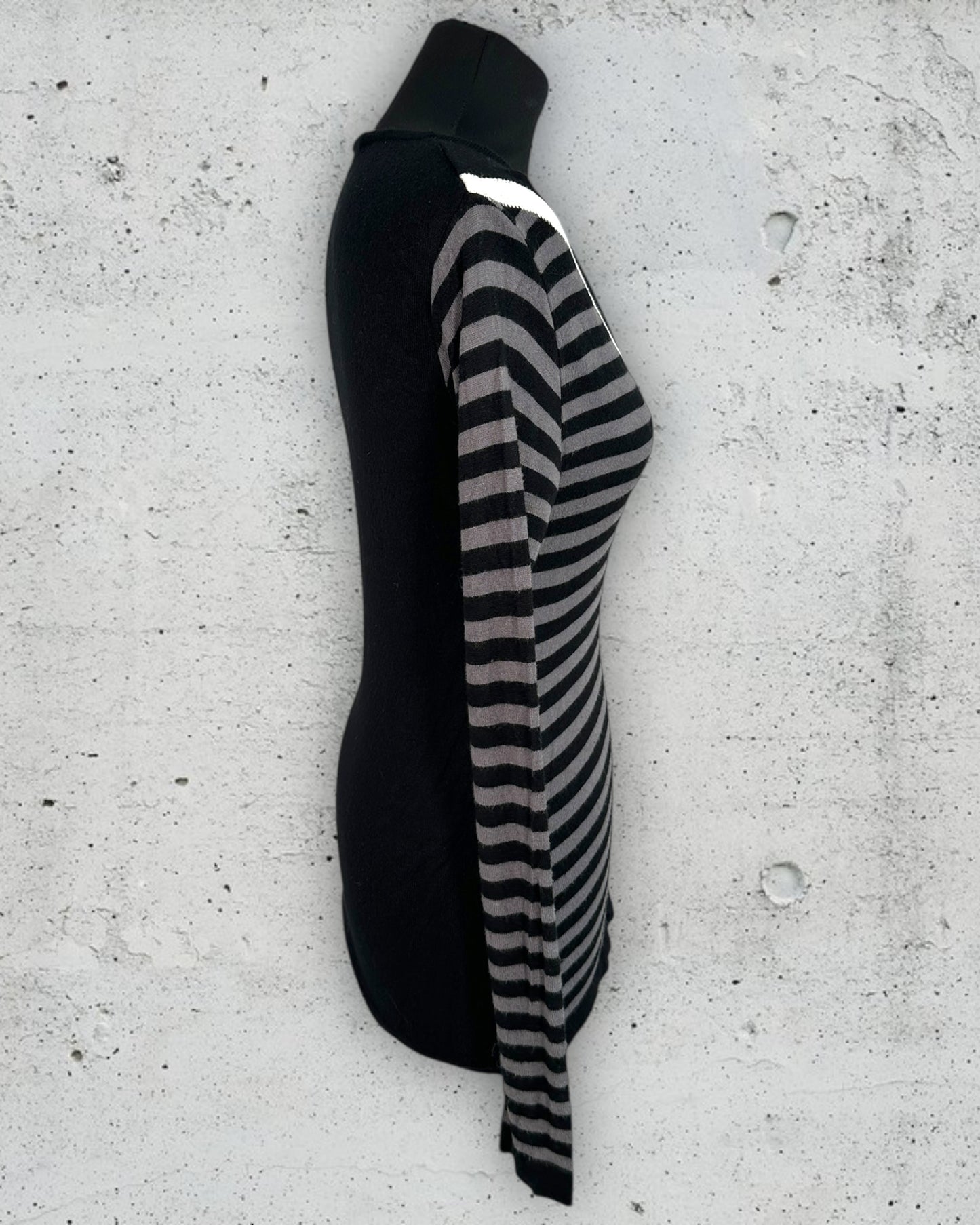 Pull Col V Tommy Hilfiger ( M / 38 / 10 )