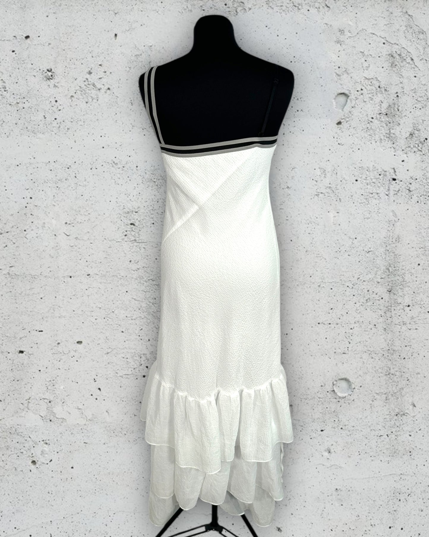 Robe Cop Copine "Winder" ( M / 38 / 10 )