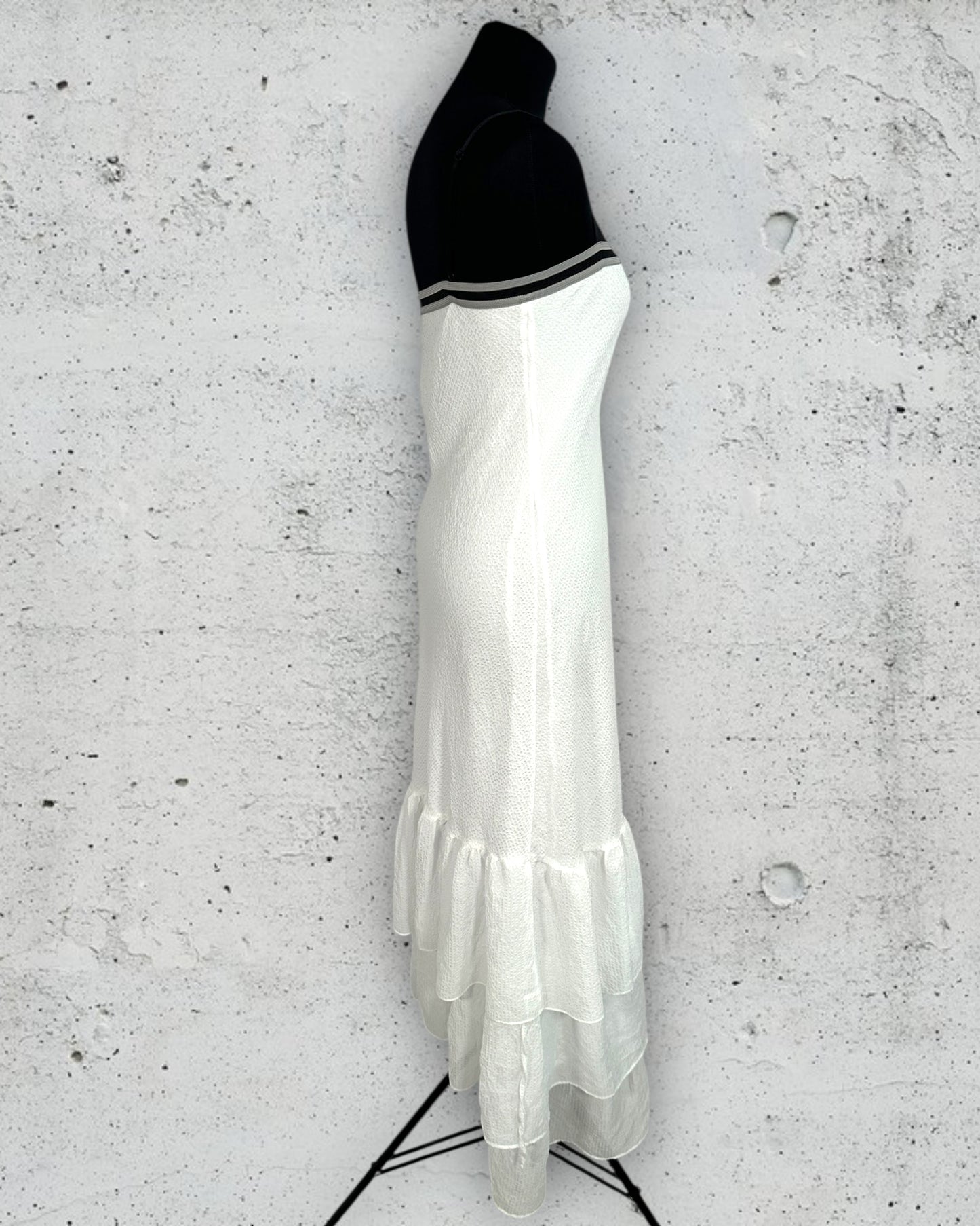 Robe Cop Copine "Winder" ( M / 38 / 10 )
