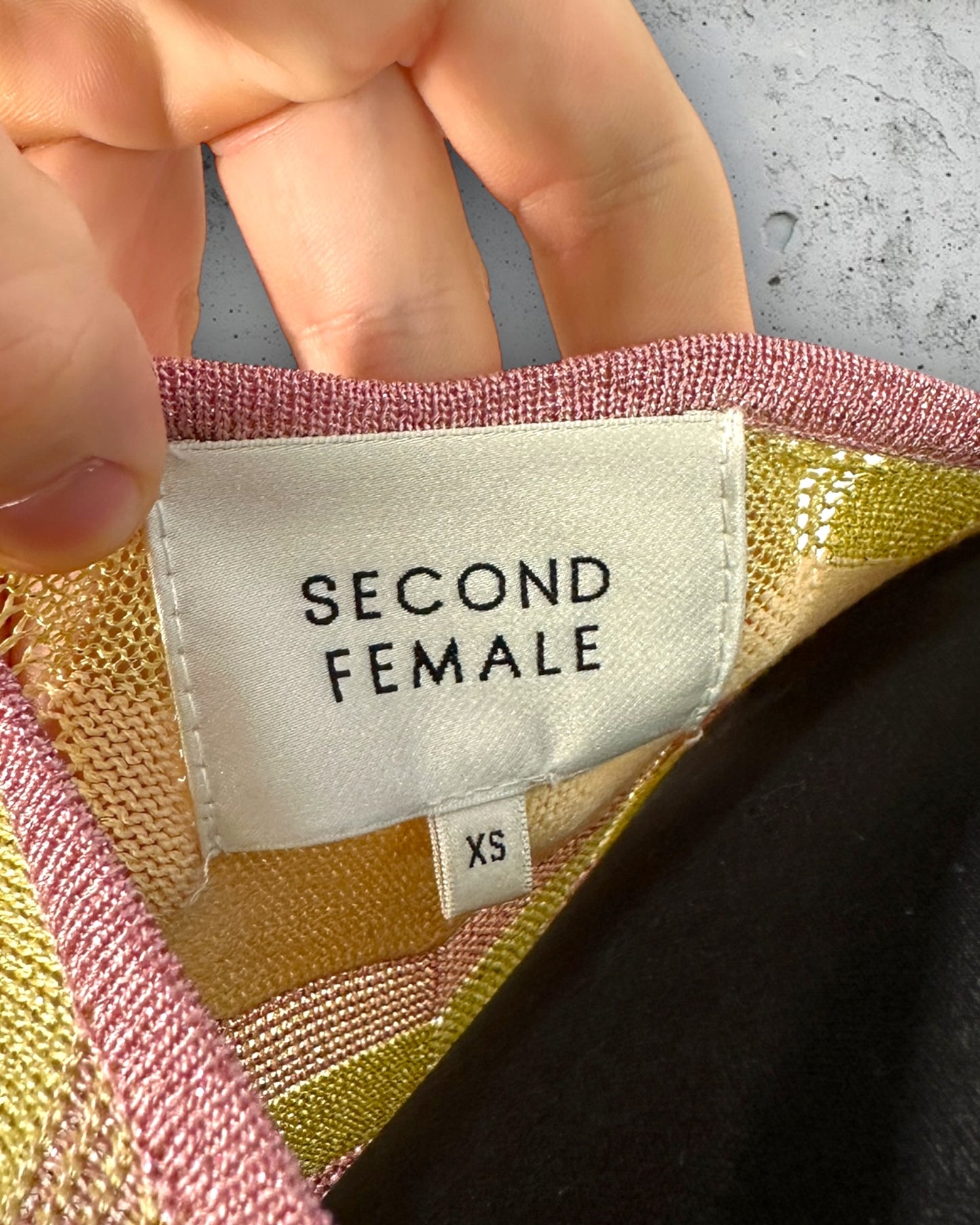 T-Shirt Second Female ( XS / 34 / 6 )