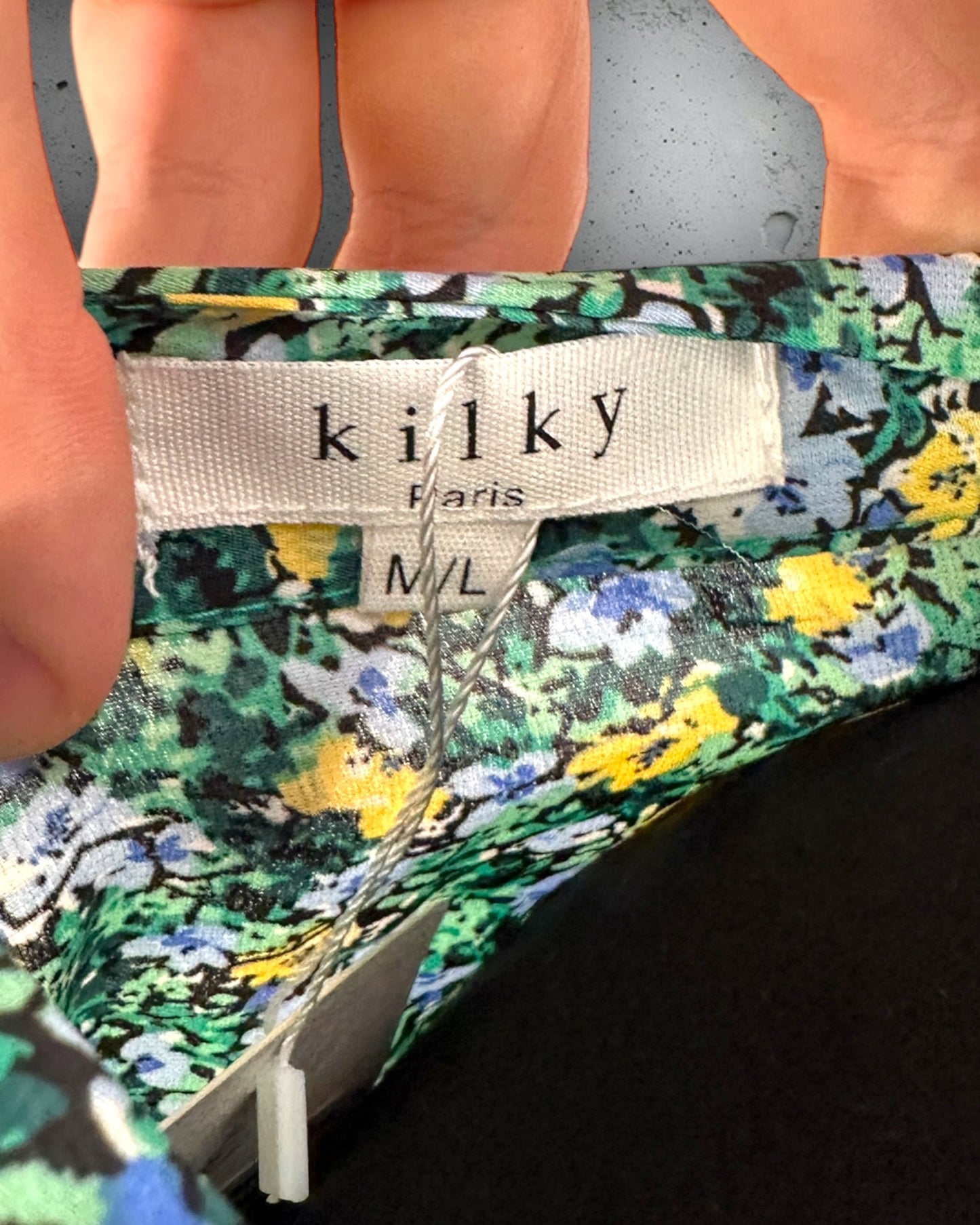 Robe Kilky ( M / 38 / 10 )( L / 40 / 12 )