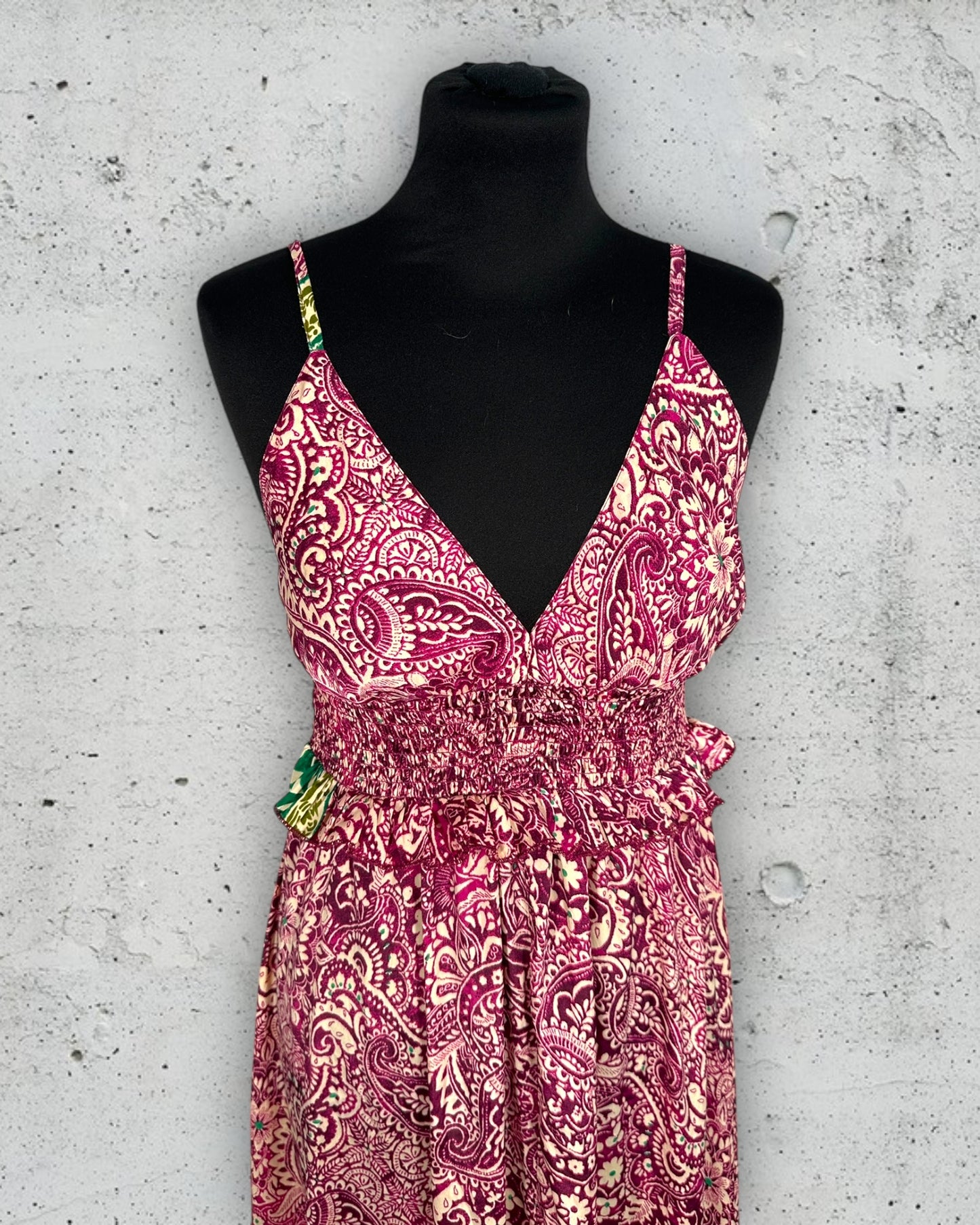 Robe Goa ( M / 38 / 10 )