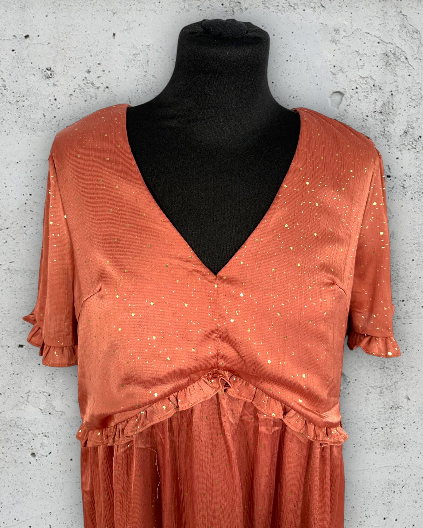 Robe Emma Ella ( S / 36 / 8 )( M / 38 / 10 )