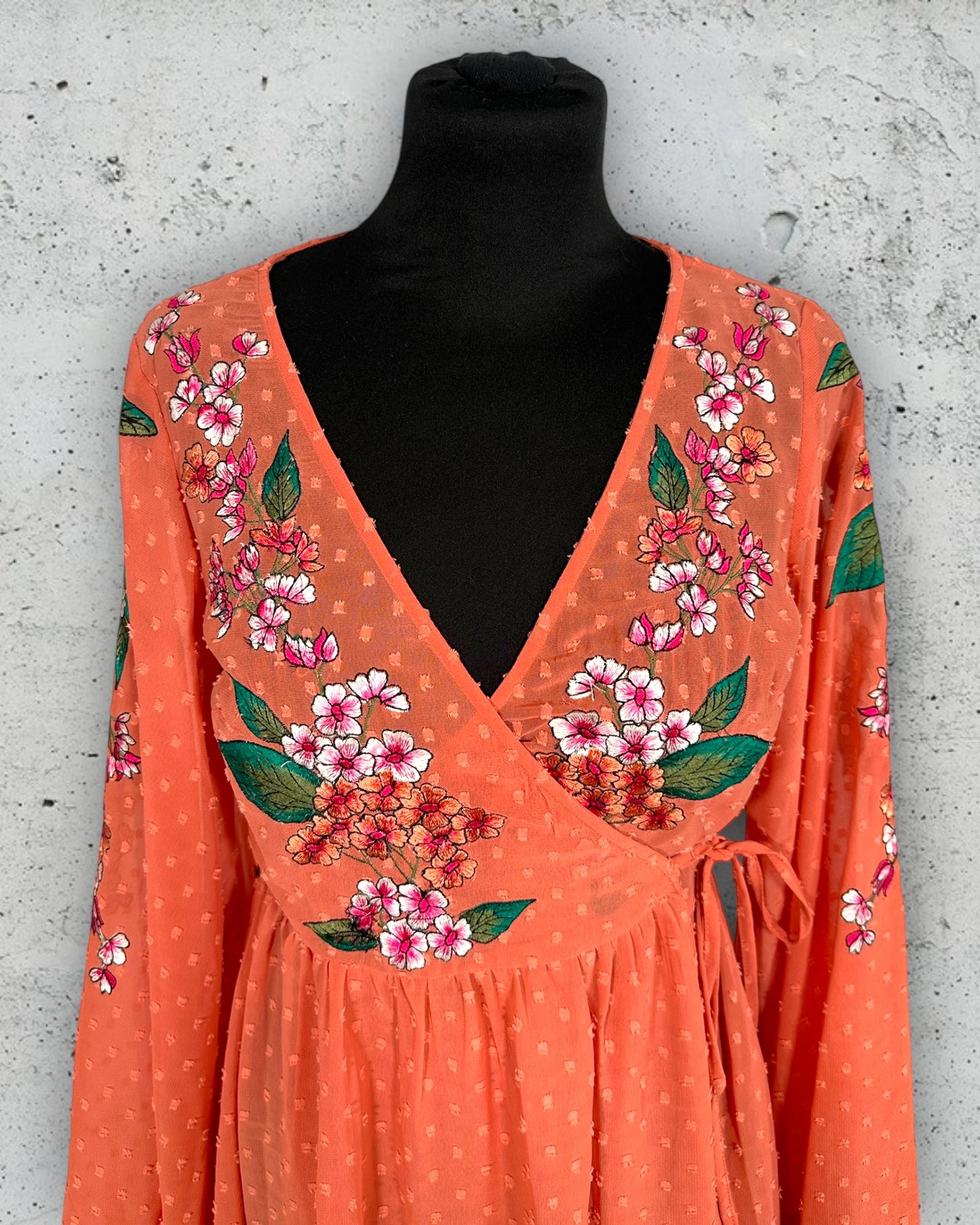 Robe Portefeuille Asos ( M / 38 / 10 )