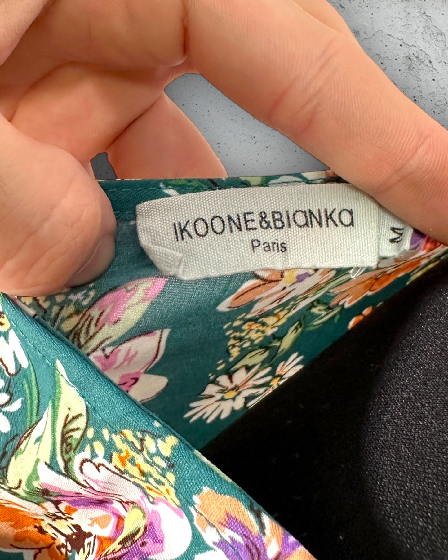 Robe Ikoone & Bianka ( M / 38 / 10 )