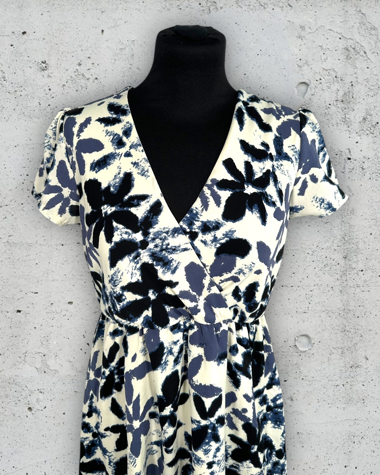 Robe Lilie Rose ( S / 36 / 8 ) ( M / 38 / 10 )