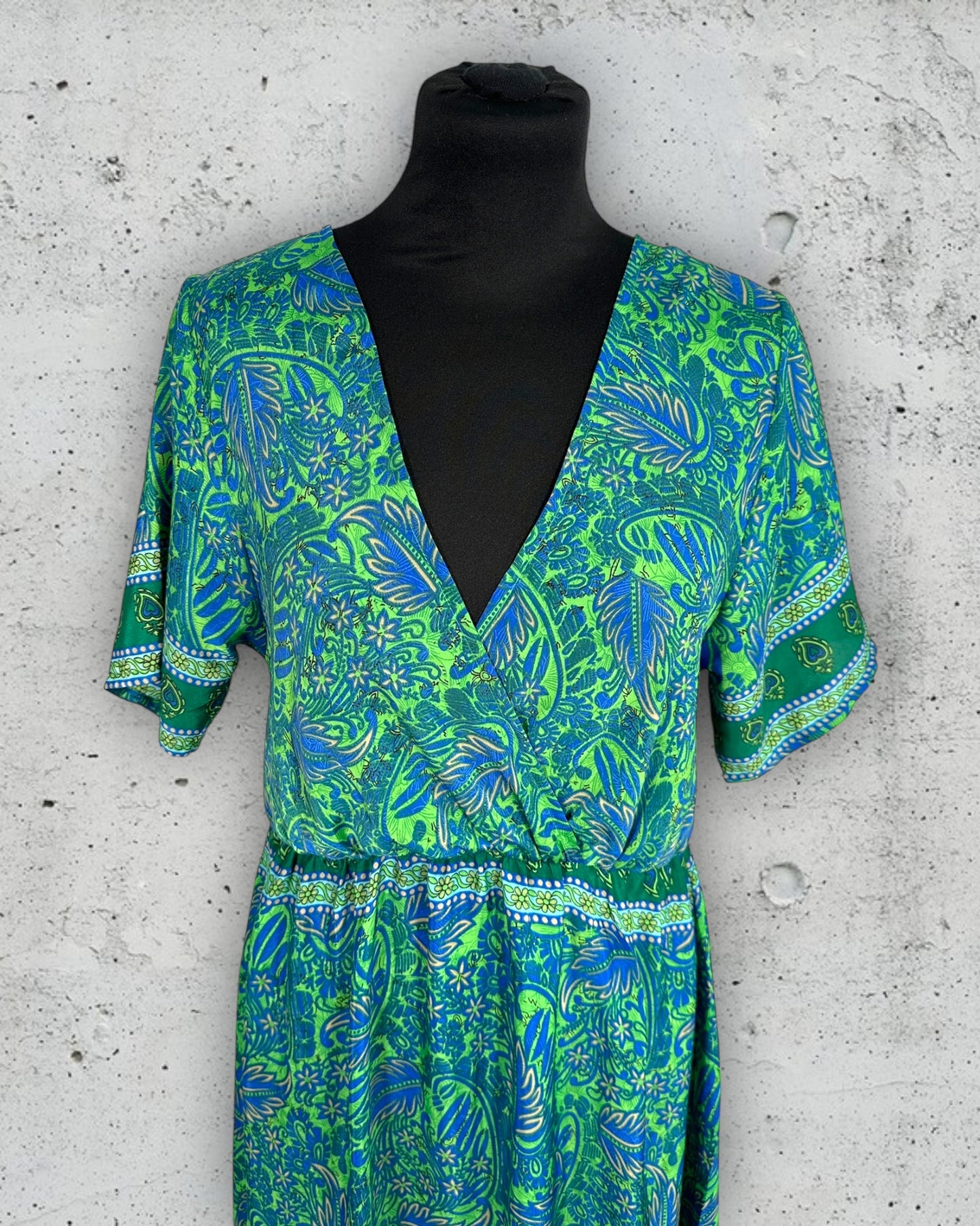 Robe Goa ( L / 40 / 12 )