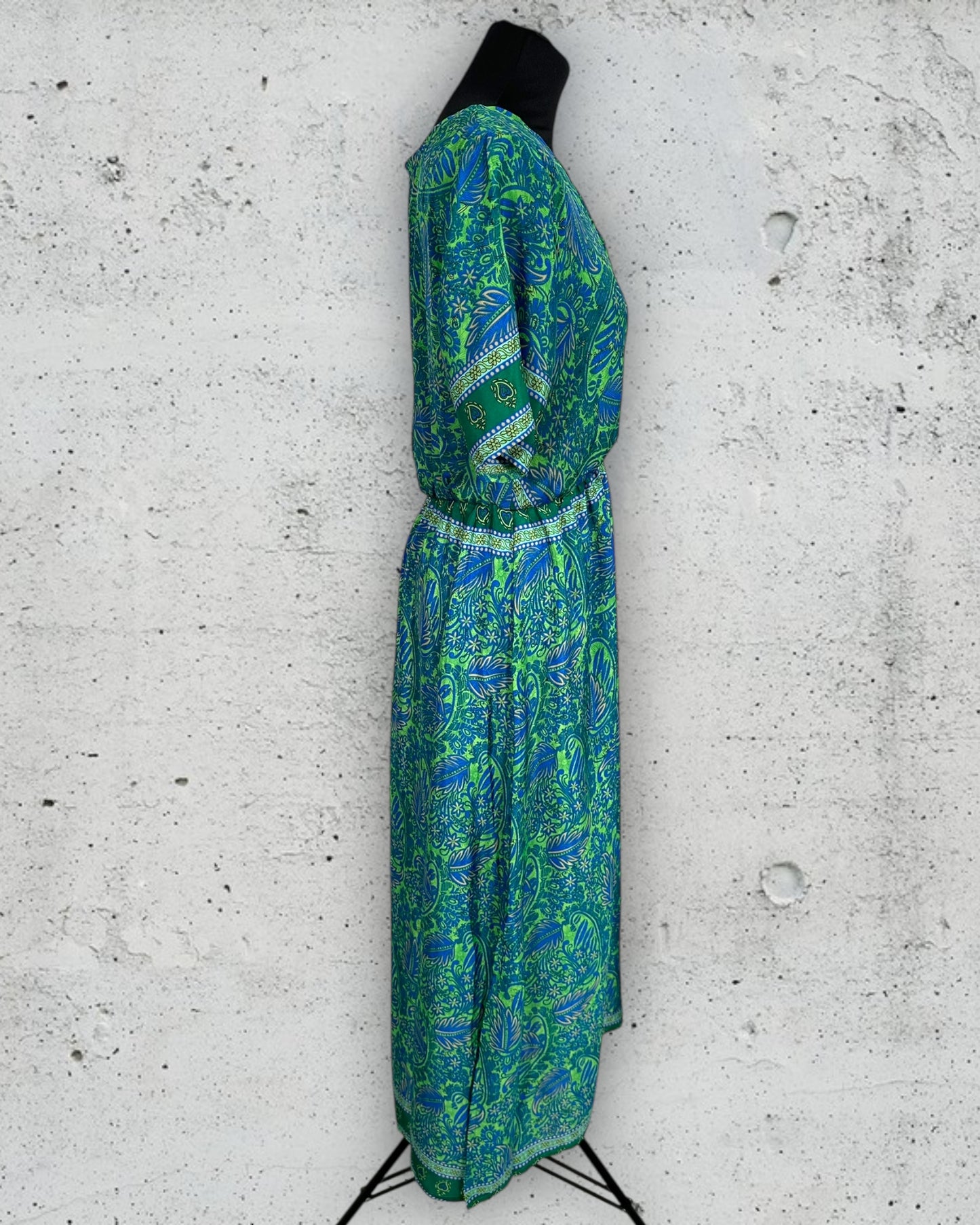 Robe Goa ( L / 40 / 12 )