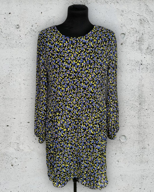 Robe Season ( S / 36 / 8 )