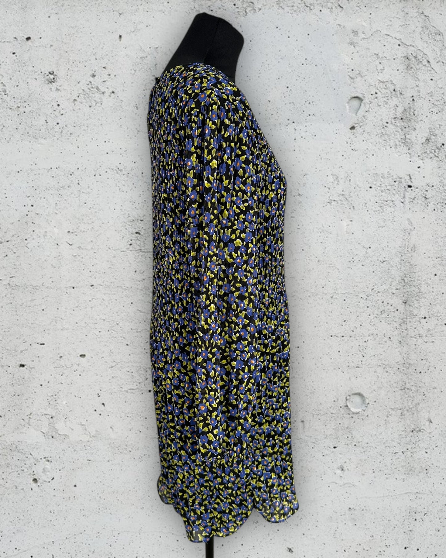 Robe Season ( S / 36 / 8 )