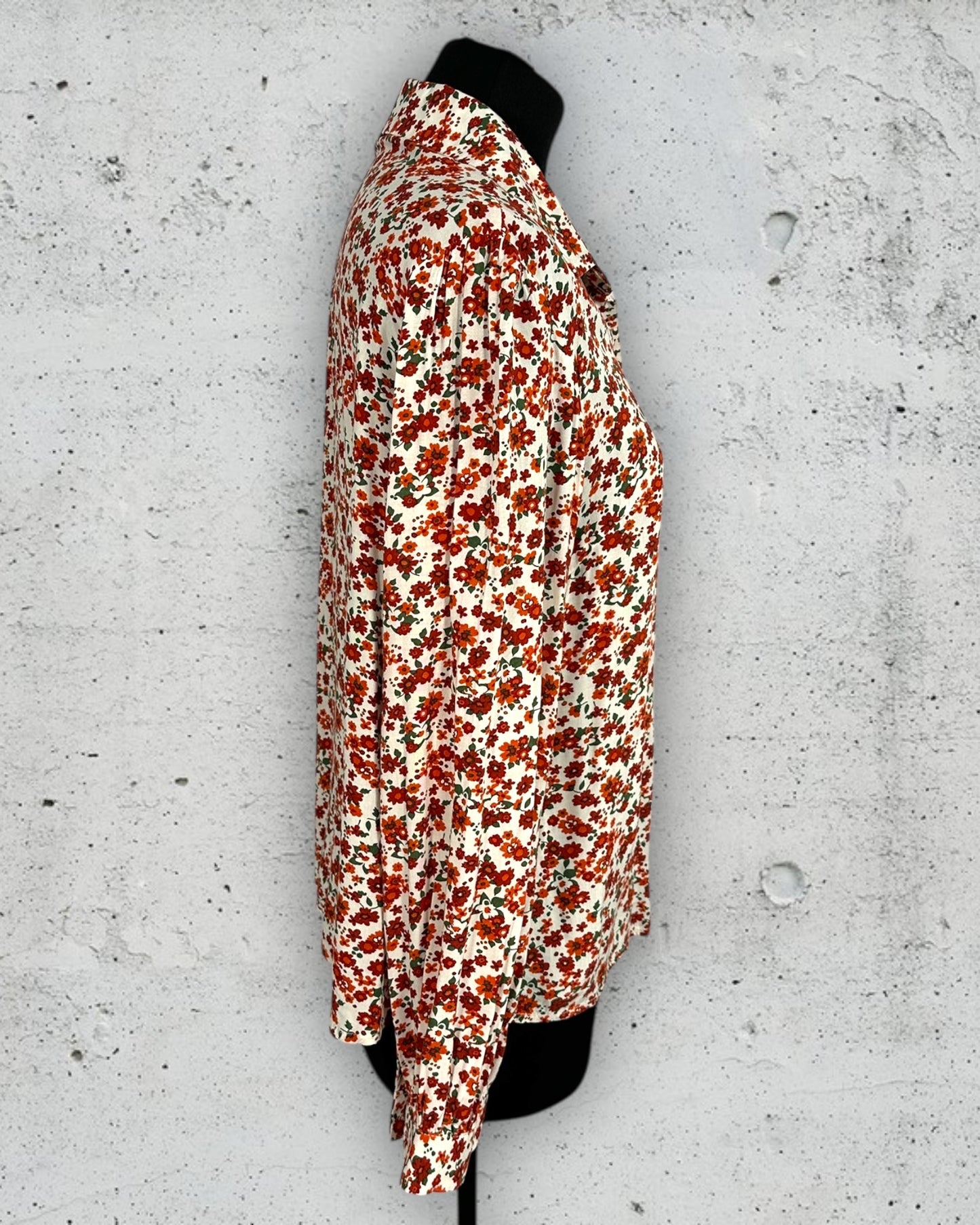 Chemisier In April 1986 ( M / 38 / 10 )( L / 40 / 12 )