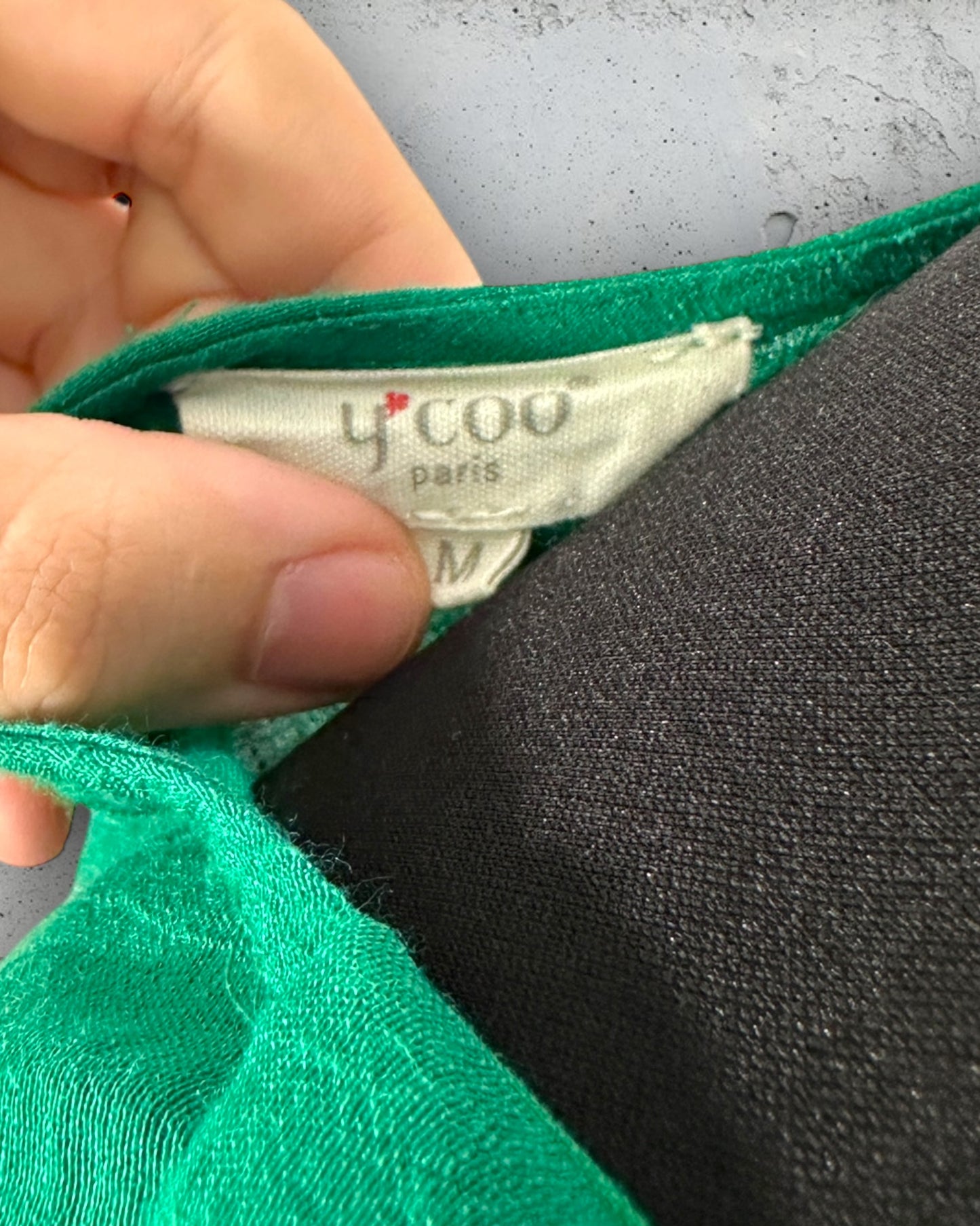 Robe Y'coo ( M / 38 / 10 )