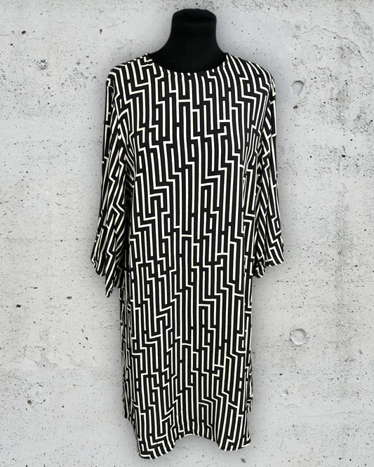 Robe H&M X GP & J Baker ( L / 40 / 12 )