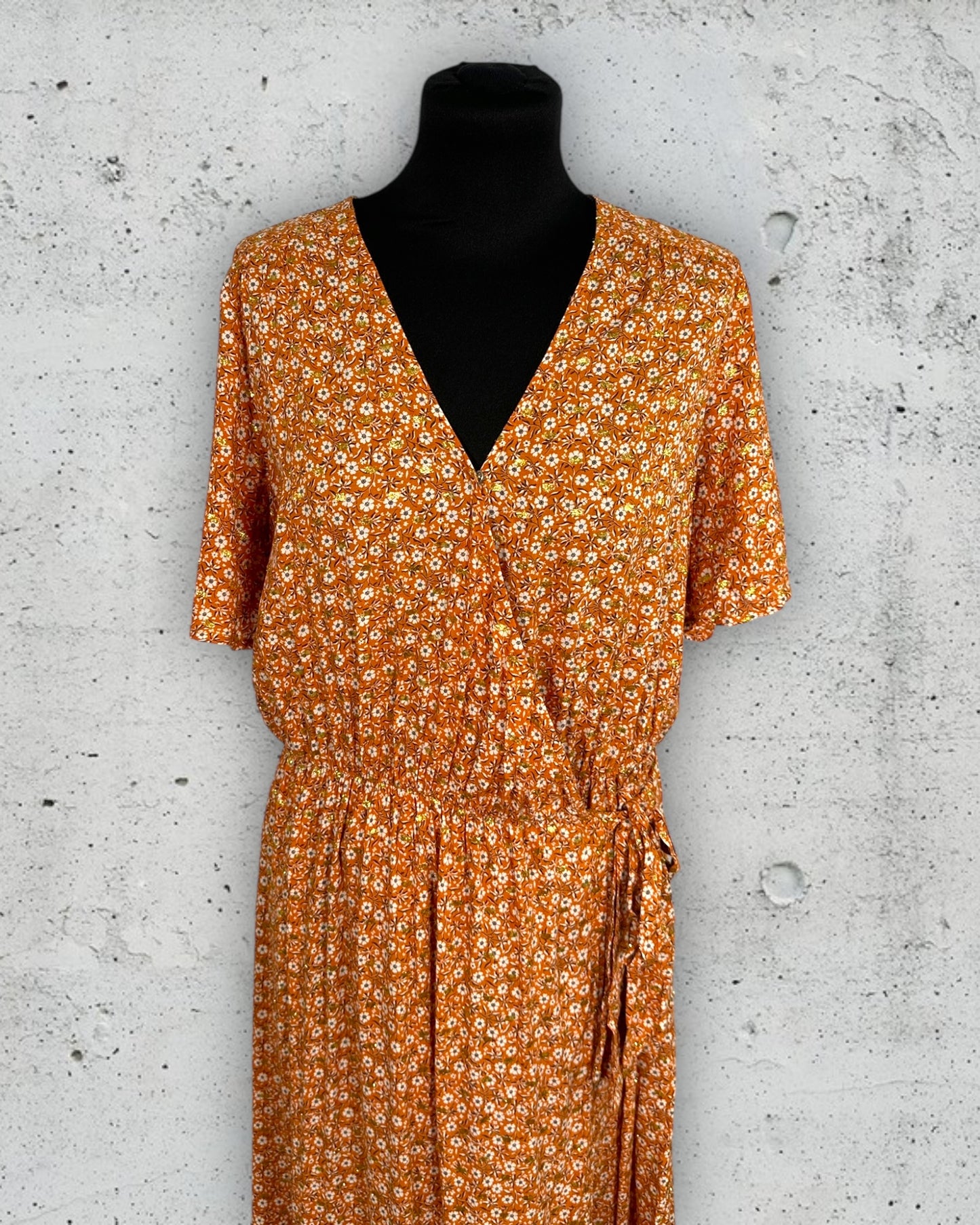 Robe Portefeuille Boutique Parisienne ( L / 40 / 12 )