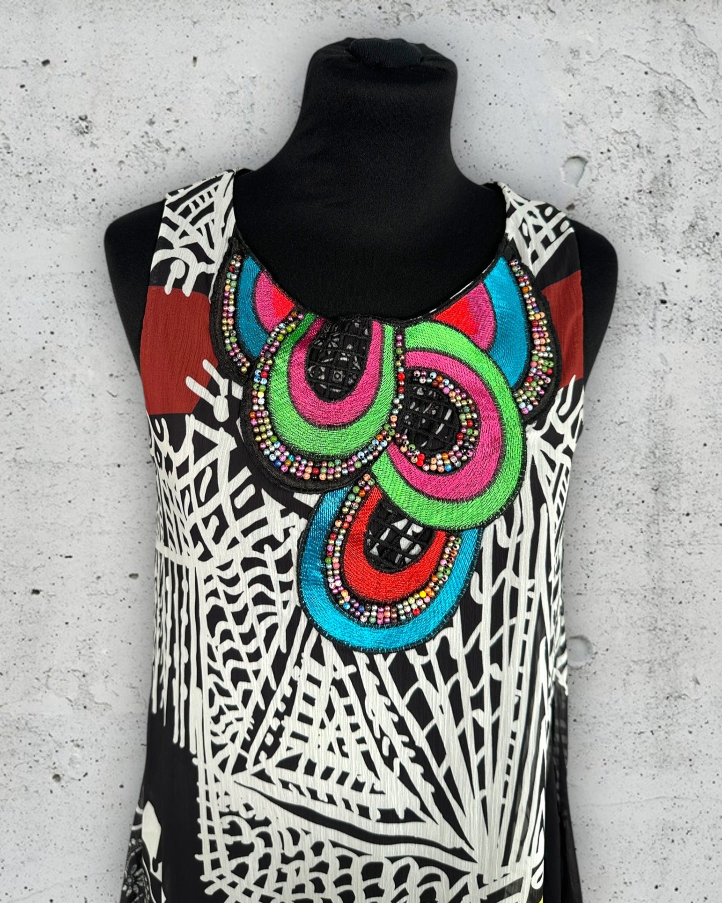 Robe Desigual ( M / 38 / 10 )