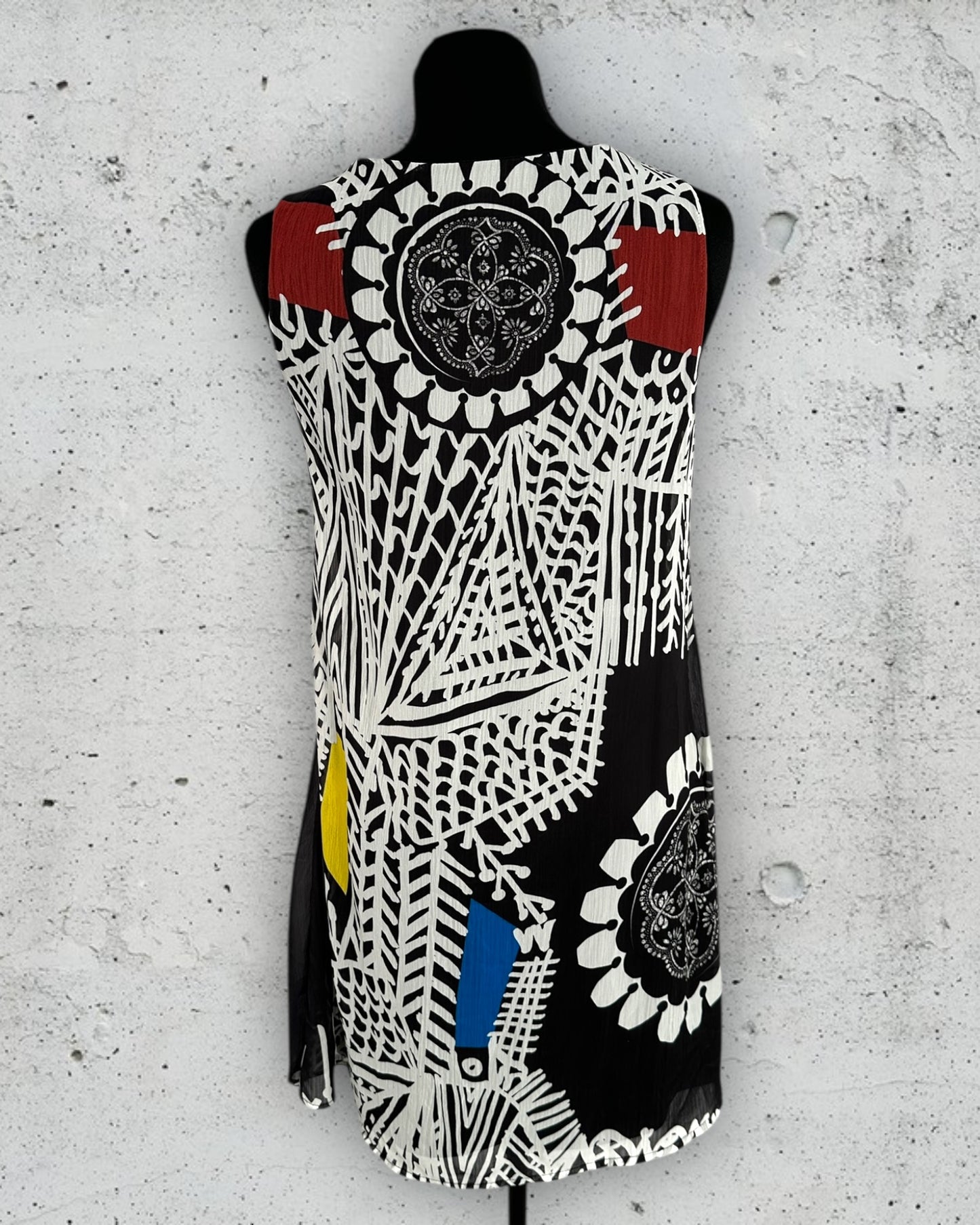 Robe Desigual ( M / 38 / 10 )