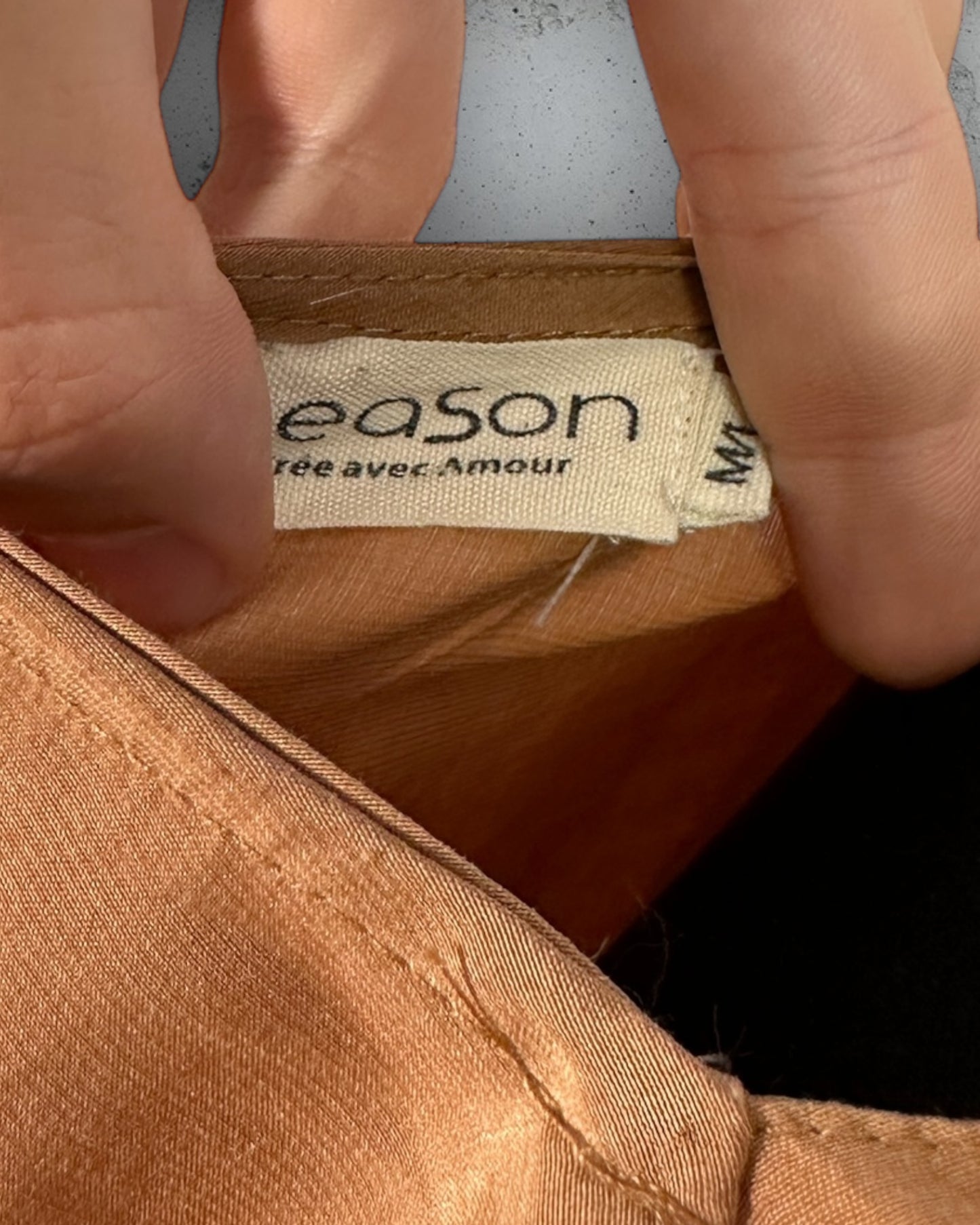 Robe Season ( M / 38 / 10 - L / 40 / 12 )