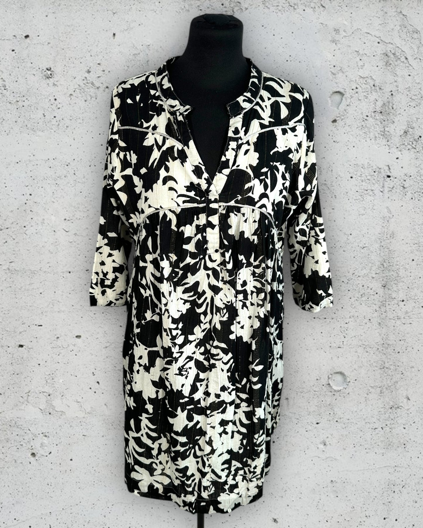 Robe Trend ( L / 40 / 12 )