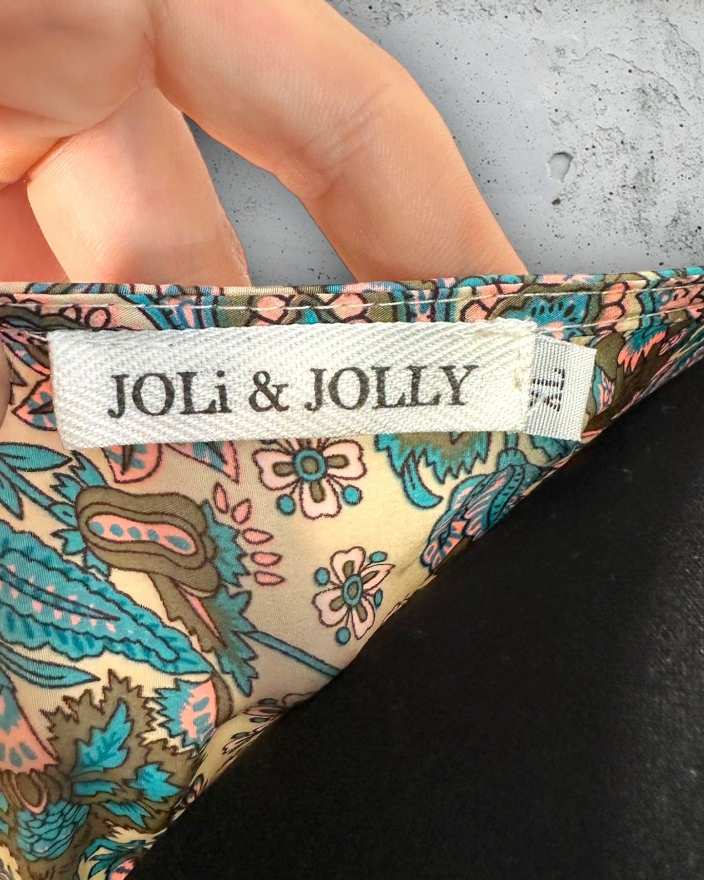 Robe Joli & Jolly ( XL / 42 / 14 )