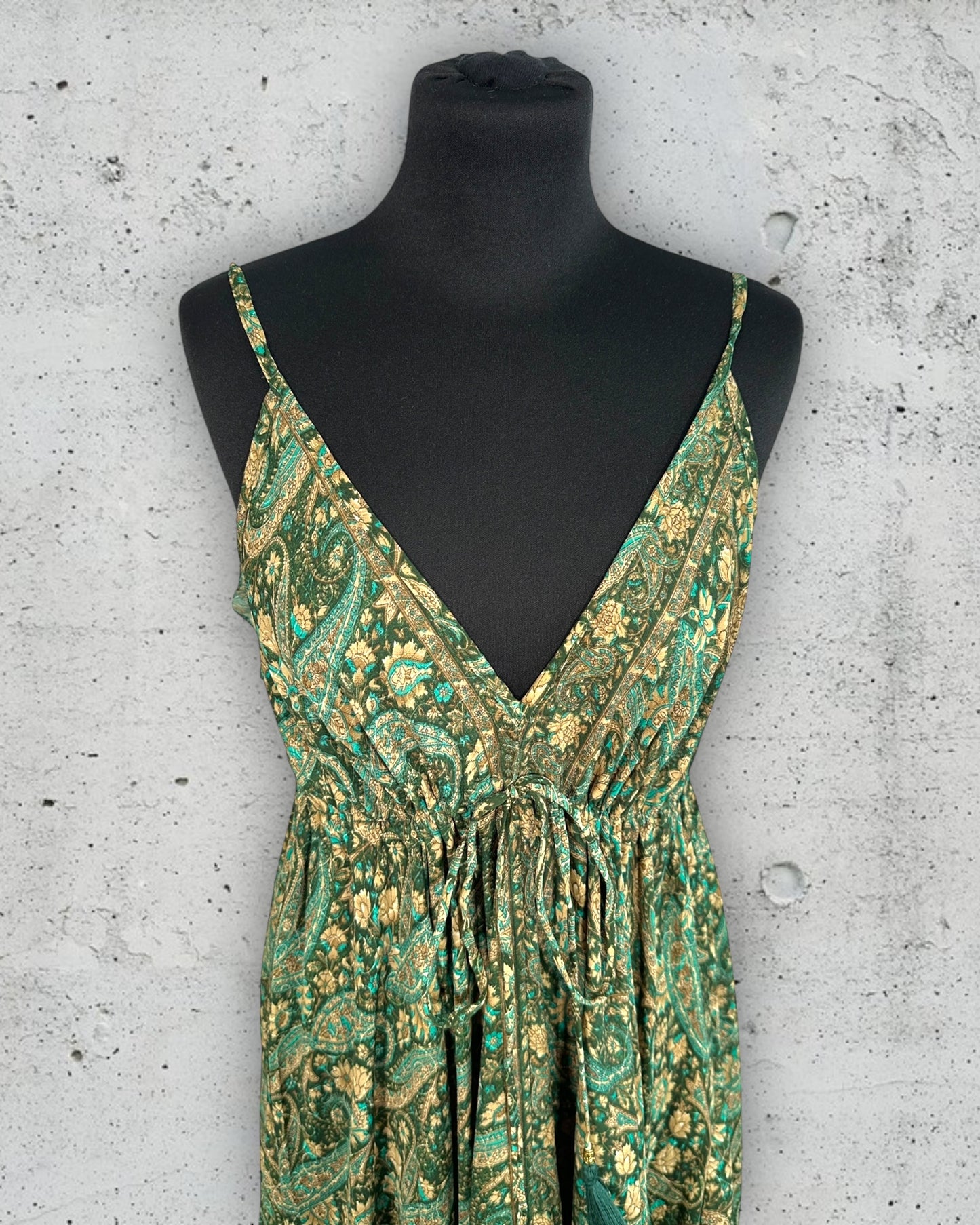 Robe Boutique Parisienne ( Taille Unique )