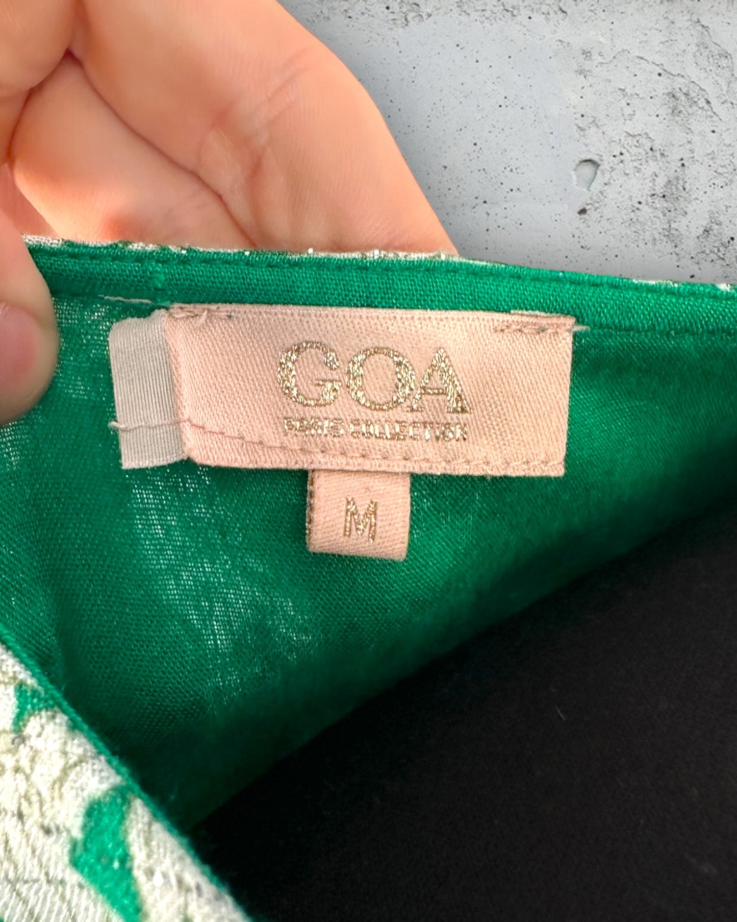 Robe Goa ( M / 38 / 10 )