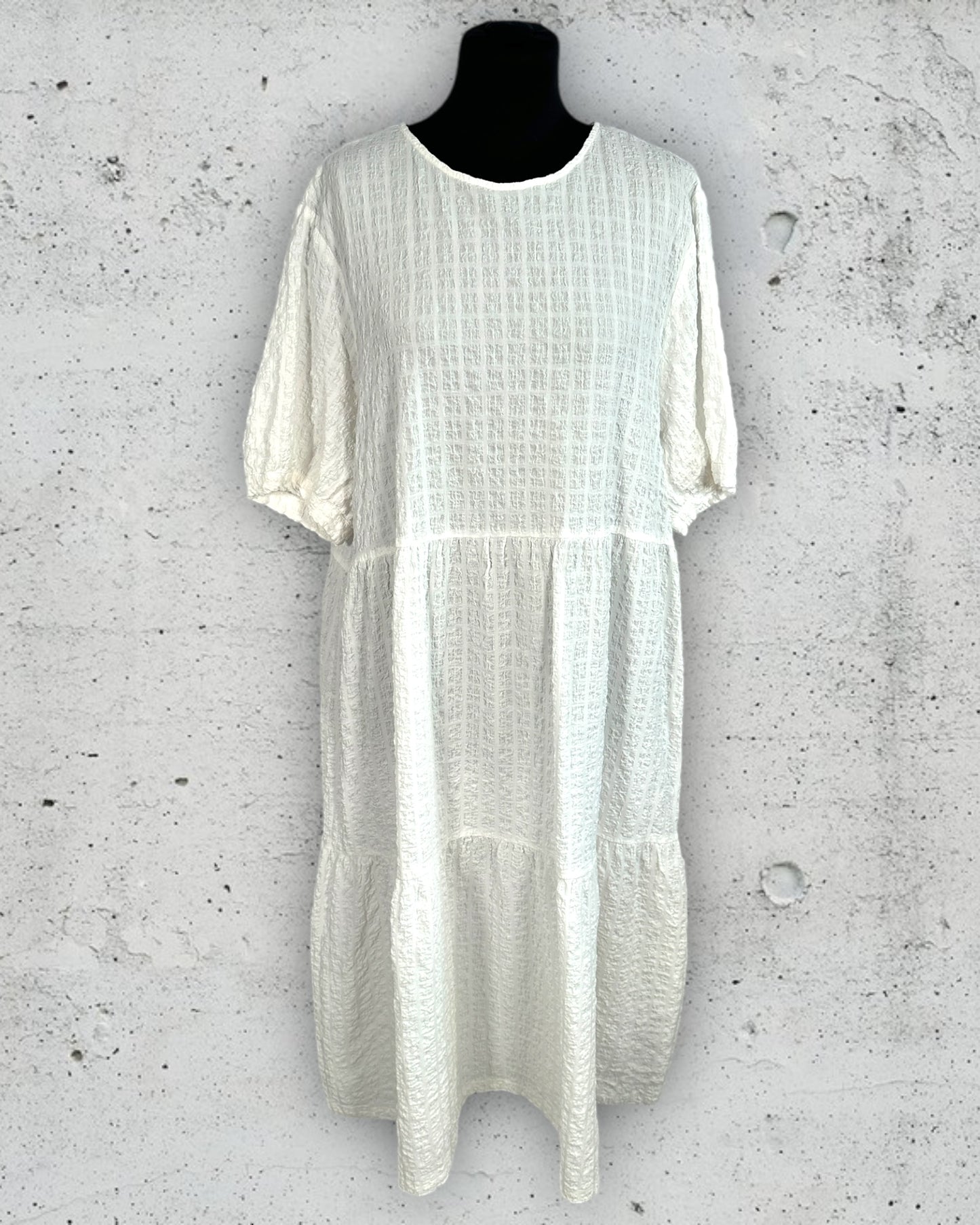 Robe Monpkl ( L / 40 / 12 )