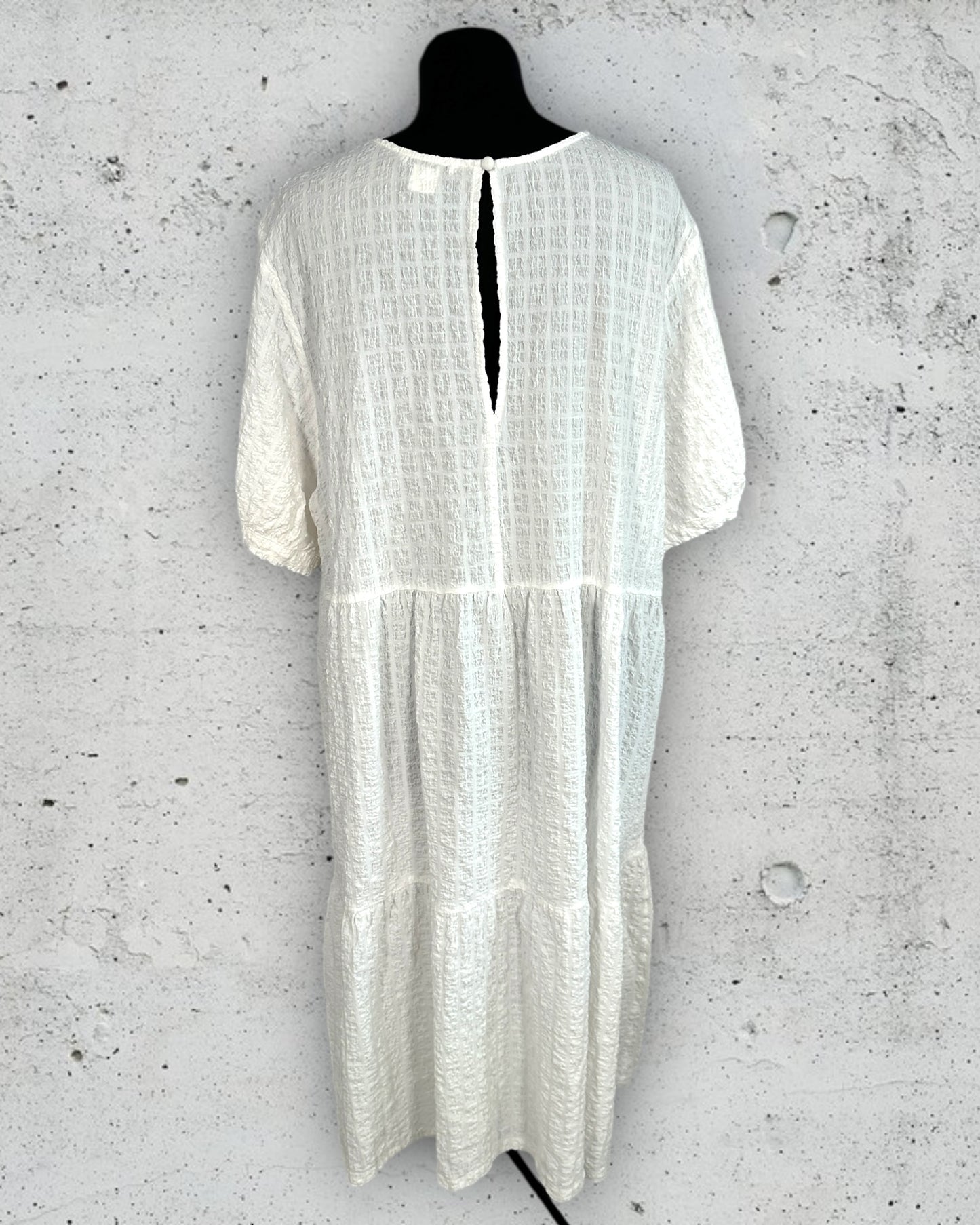 Robe Monpkl ( L / 40 / 12 )